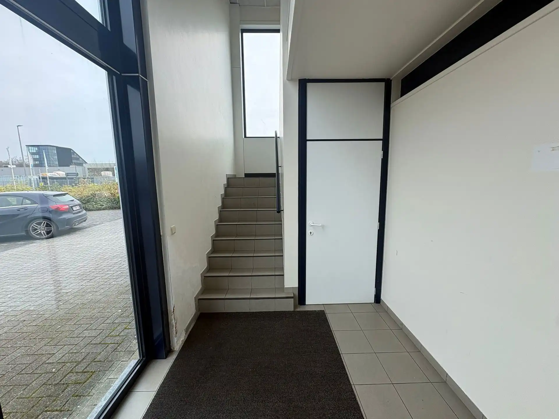 Kantoor van 280 m² te huur in Wommelgem.  foto 4