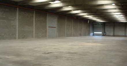 Luithagen, Haven 2, 2000 Antwerpen foto {{pictureIndex}}
