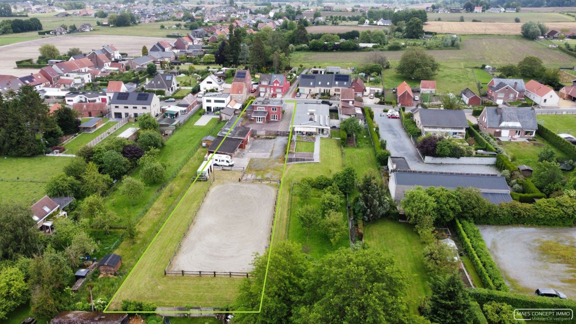 Uiterst charmante te renoveren woning in Kluisbergen foto 1