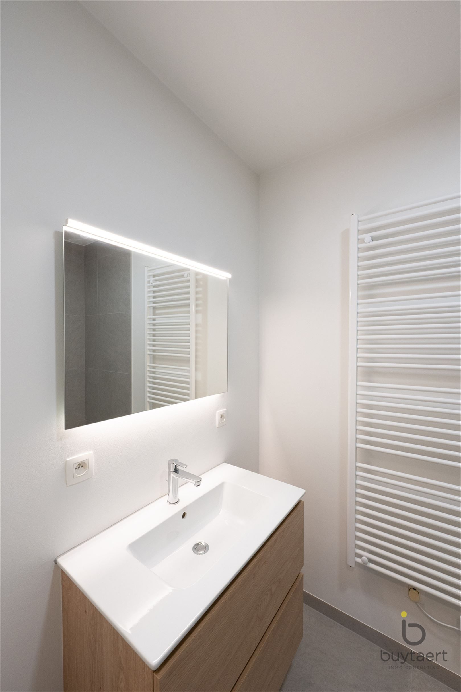 Gelijkvloers appartement met 1 Slaapkamer te Zoersel. foto 13