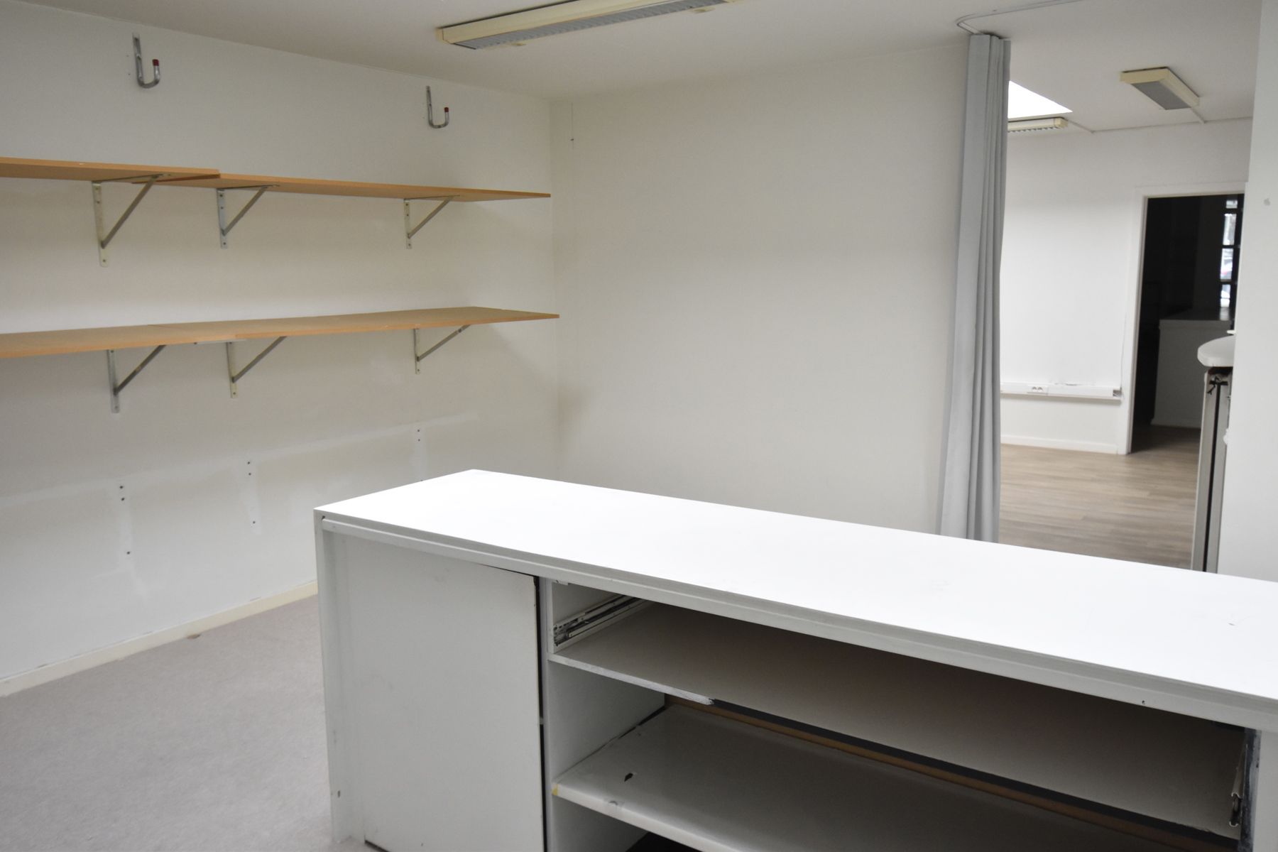 Commerciële ruimte te huur foto 14