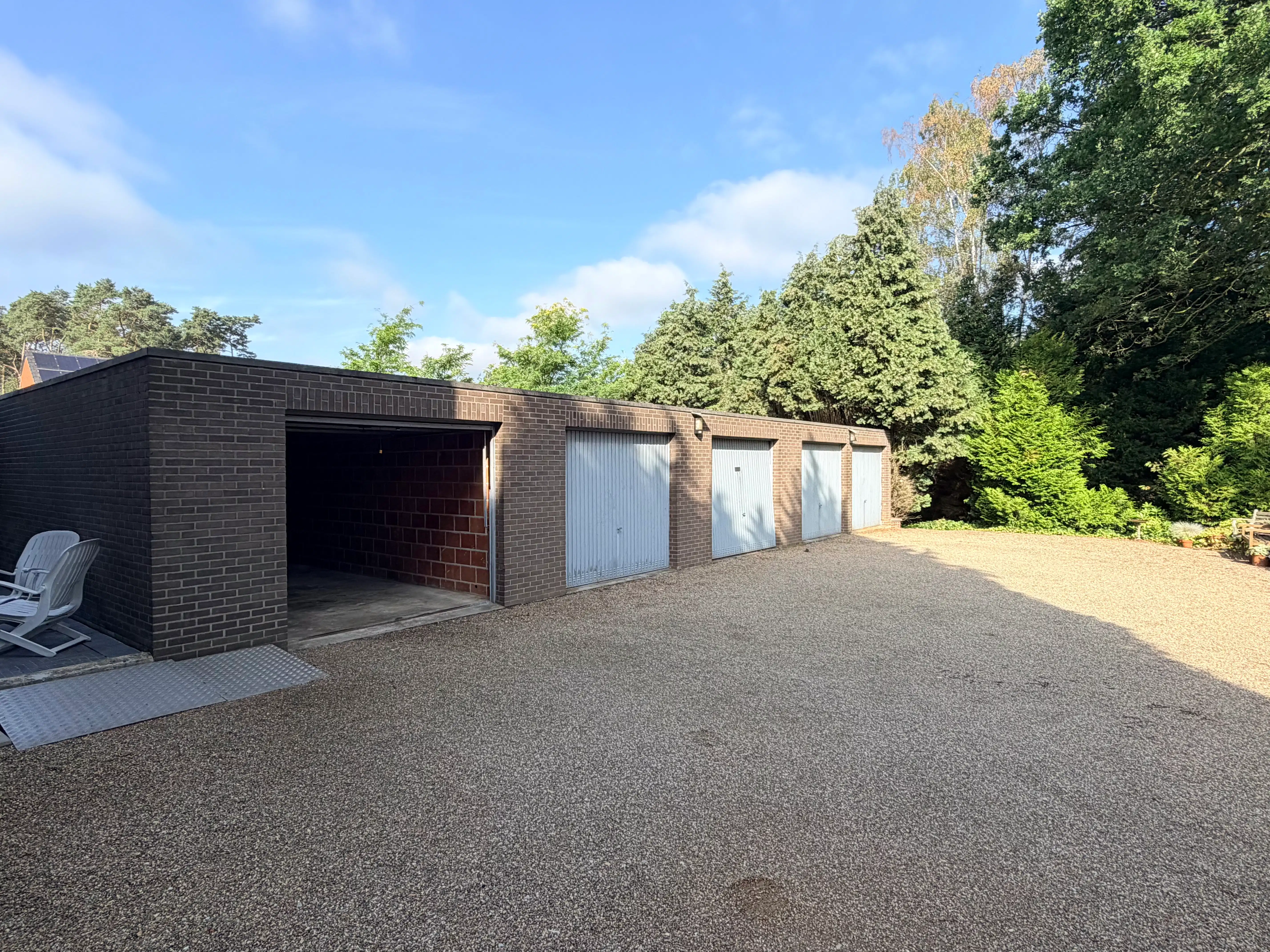 Genk-Bret, Zagerijstraat 35 bus 3: Instapklaar appartement met 3 slaapkamers in een rustige omgeving met een vlotte bereikbaarheid. foto 18