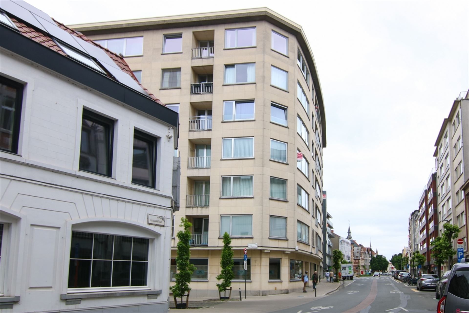 Lichtrijk hoekappartement foto 12