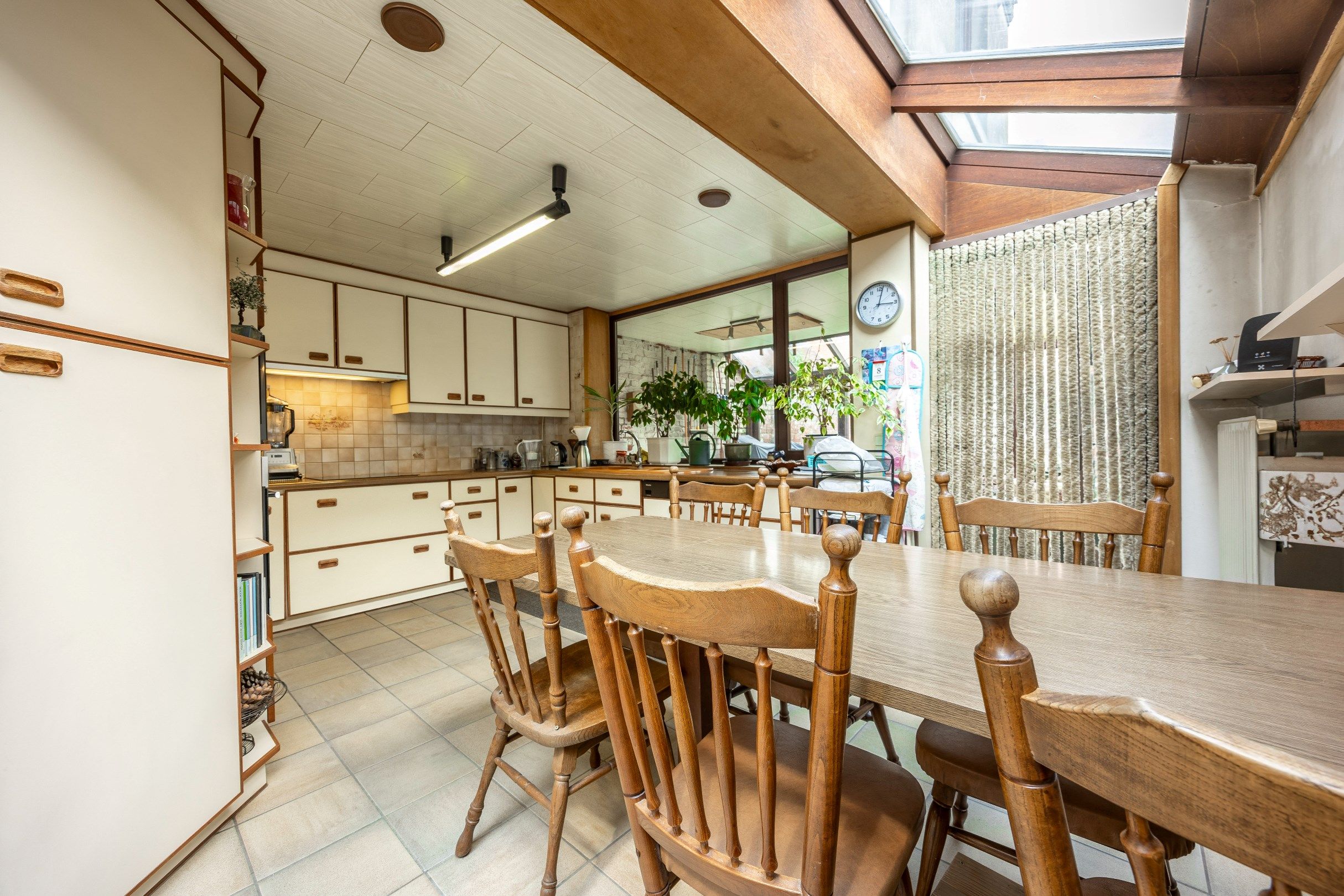 KLOEKE WONING MET 3 SLAAPKAMERS EN TUIN foto 5