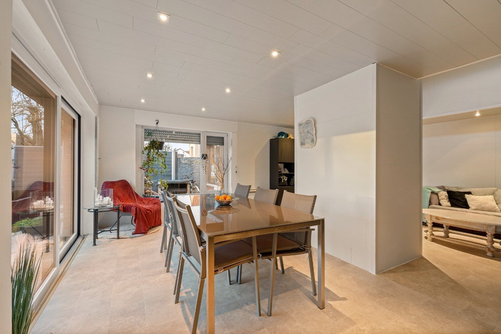 Instapklare halfopen woning met 5 slaapkamers, zonnige tuin en garage in Roeselare foto 6