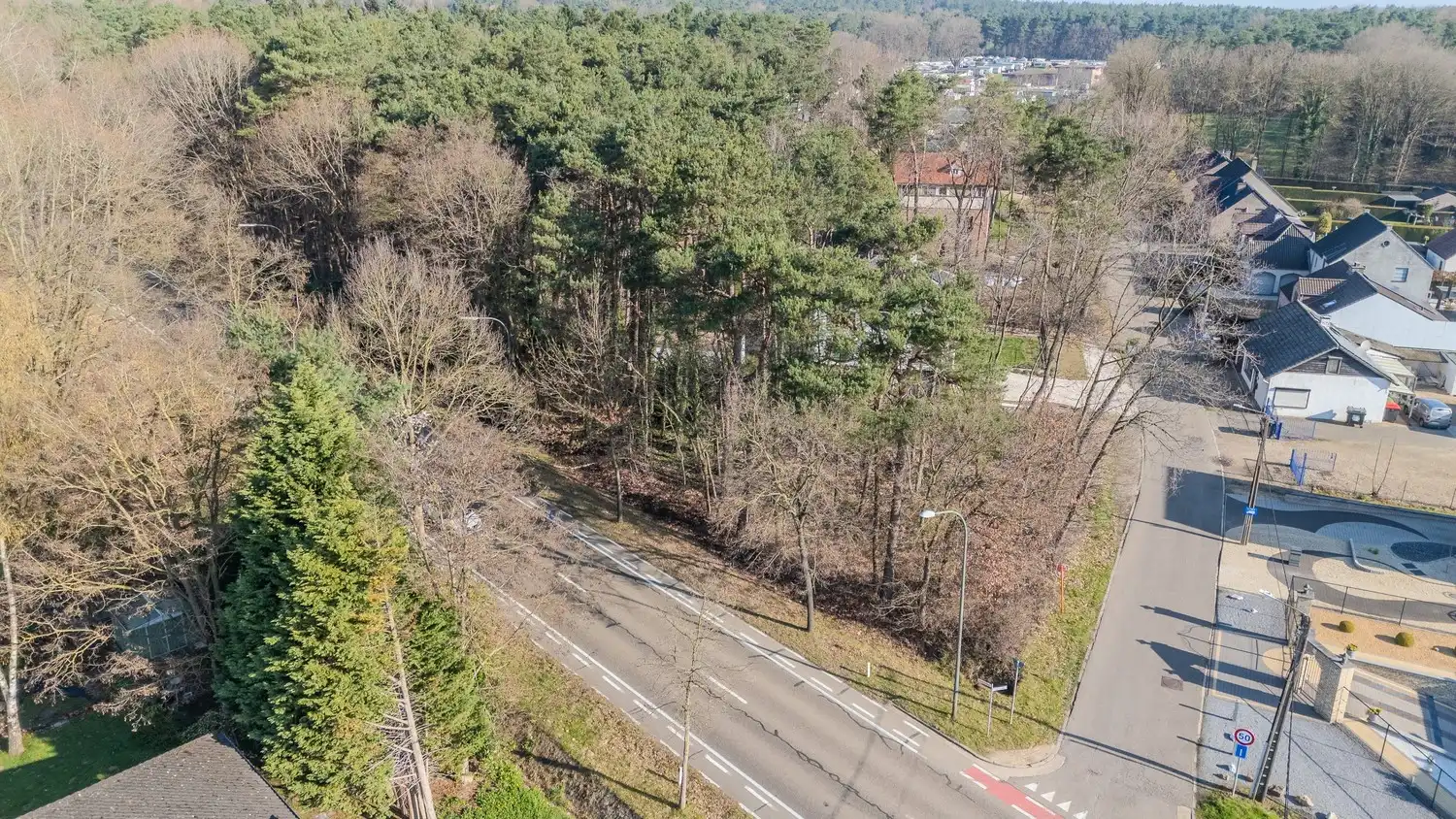 Perceel voor open bebouwing met veel mogelijkheden in Lanaken foto 6