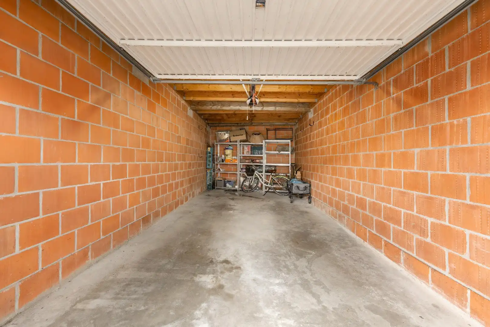 INSTAPKLAAR, ENERGIEZUINIG APPARTEMENT MET TERRAS EN GARAGE (+ €20.000) IN TIELT foto 14