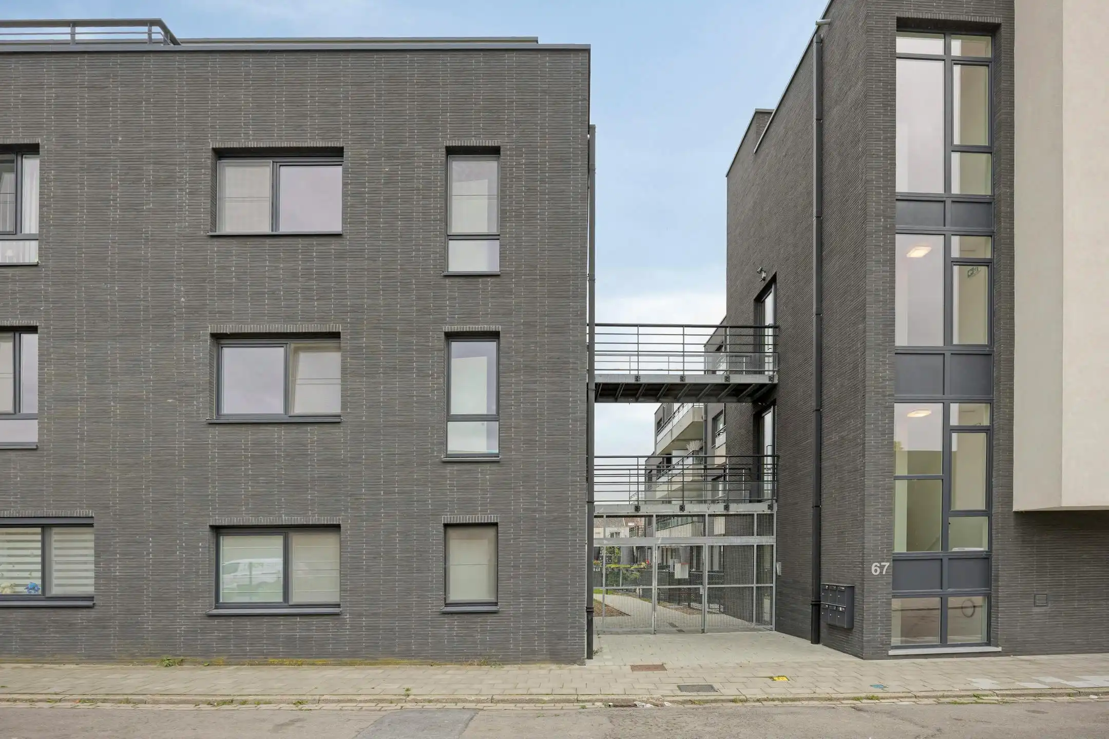 Instapklaar 1-slaapkamerappartement met terras en parking in Residentie Parkview te Vilvoorde foto 21