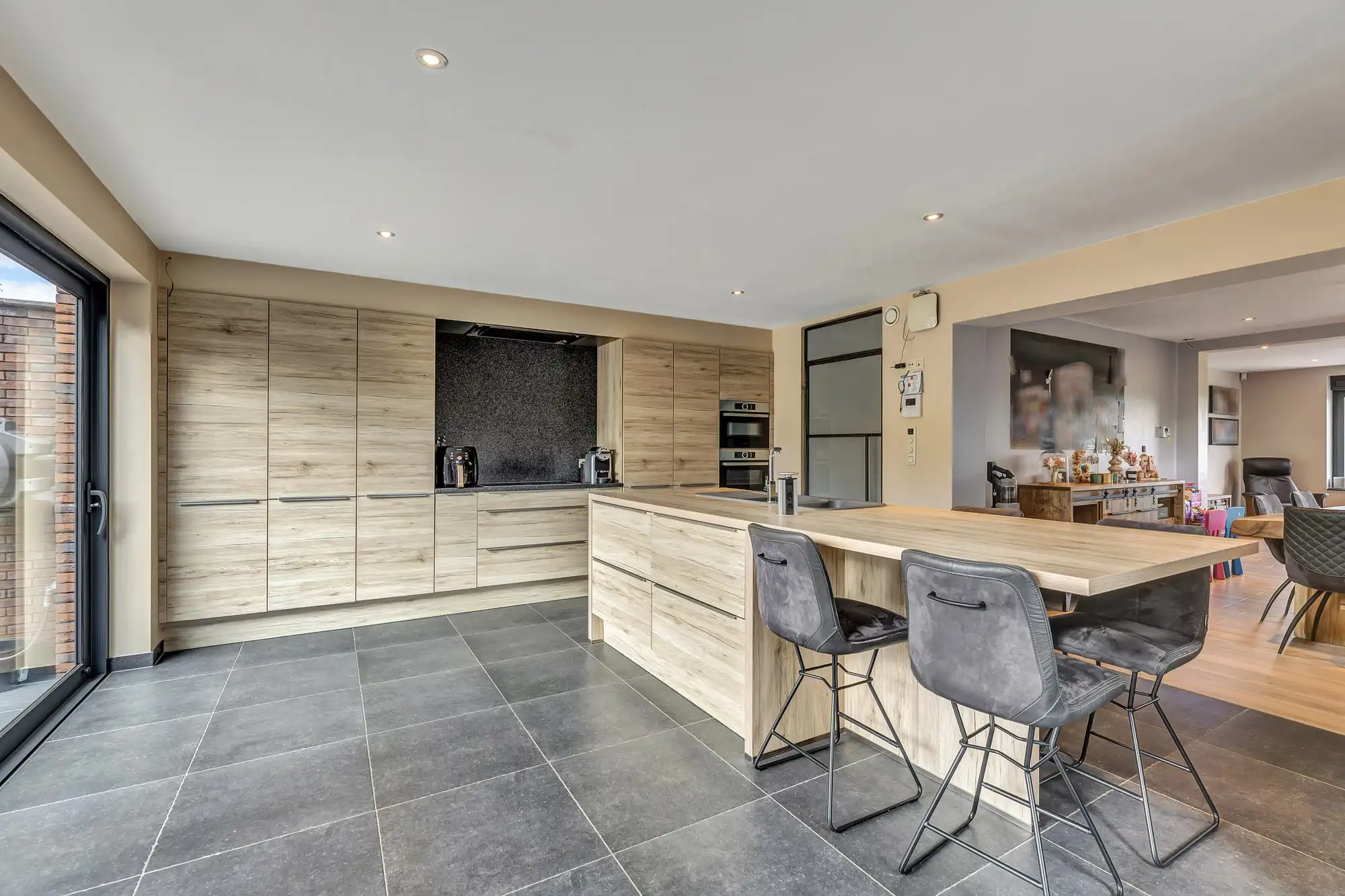 Instapklare, energetische woning met garage foto 2