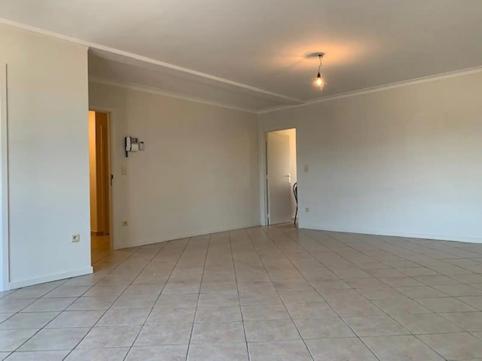 Ruim appartement in het centrum met 2 slaapkamers  en terras foto 3