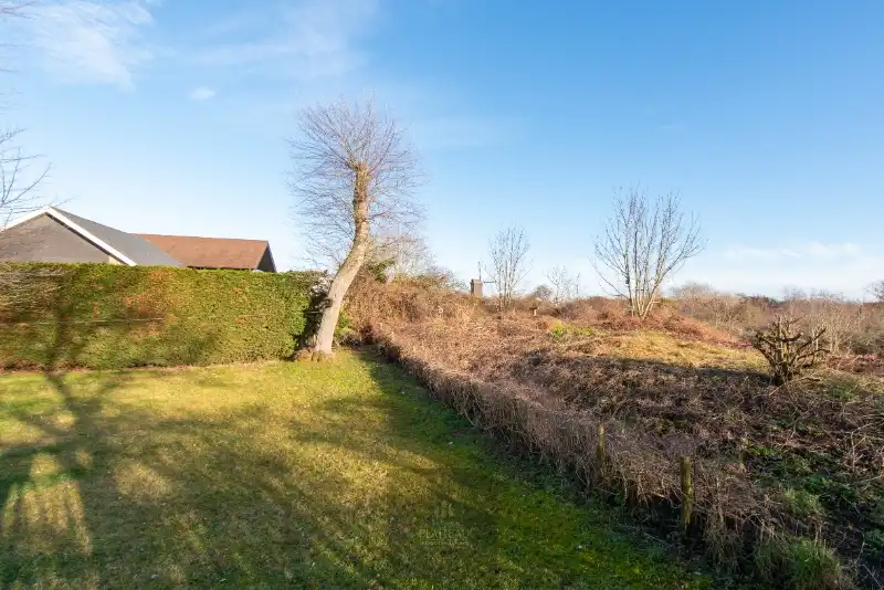 Zuidgerichte villa met 4 slaapkamers uitgevend op beschermd natuurgebied! foto 37