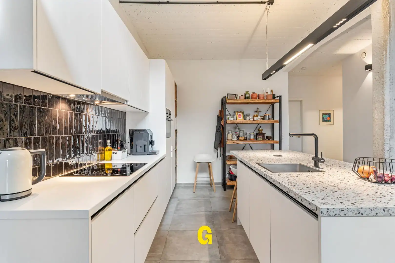 Stijlvol luxueus loftappartement (138 m²) met twee slaapkamers en standplaats in residentie De Chocoladefabriek foto 14