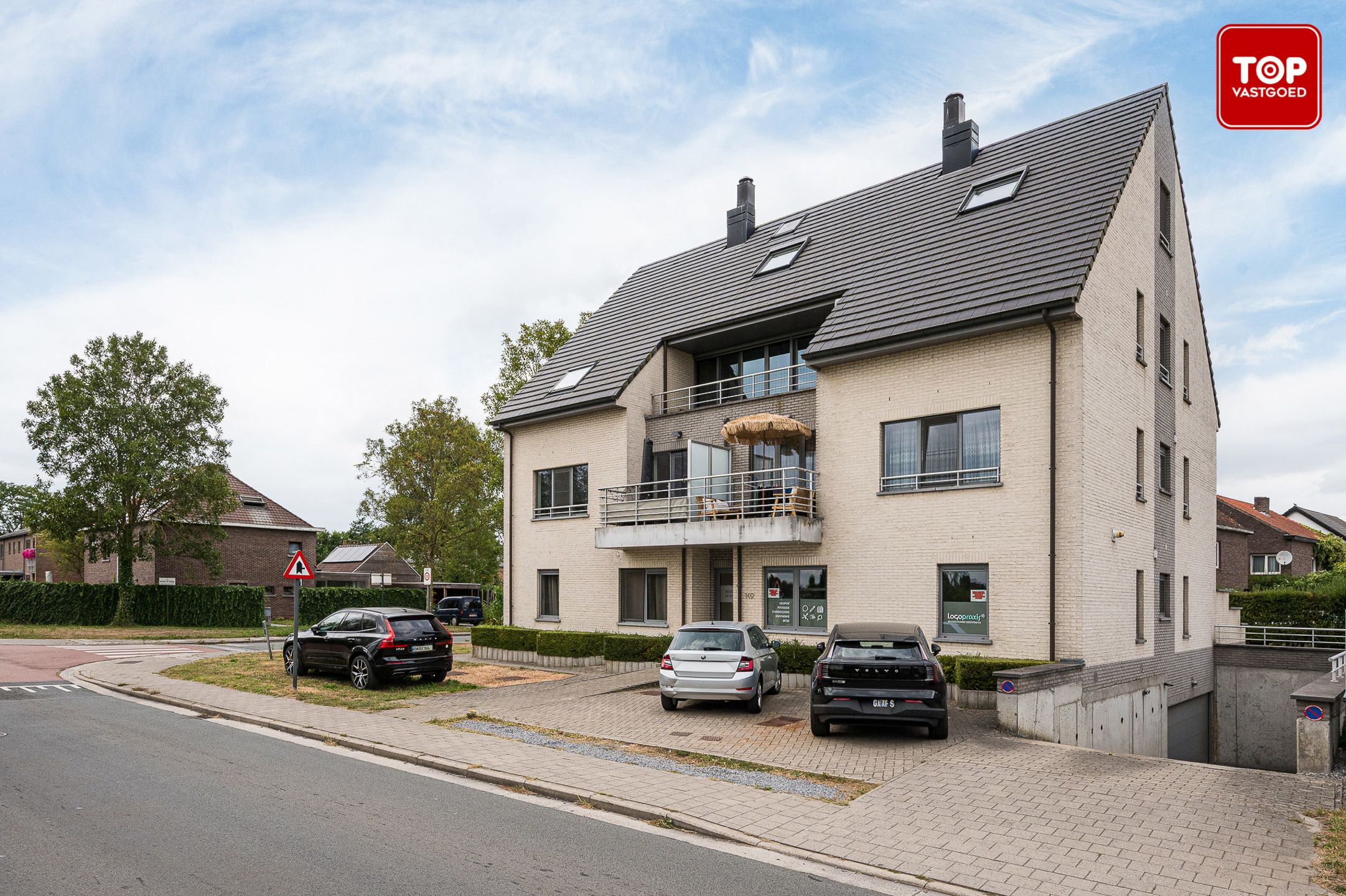 Uniek ruim appartement op een toplocatie in de Gentse rand foto 3