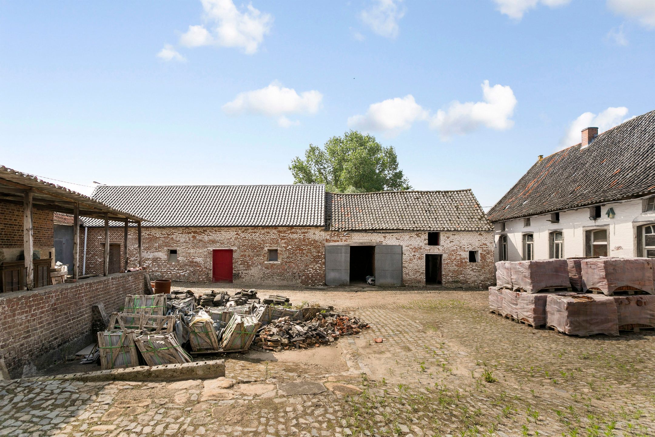 Unieke hoeve op een prachtige locatie in het Pajottenland foto 5