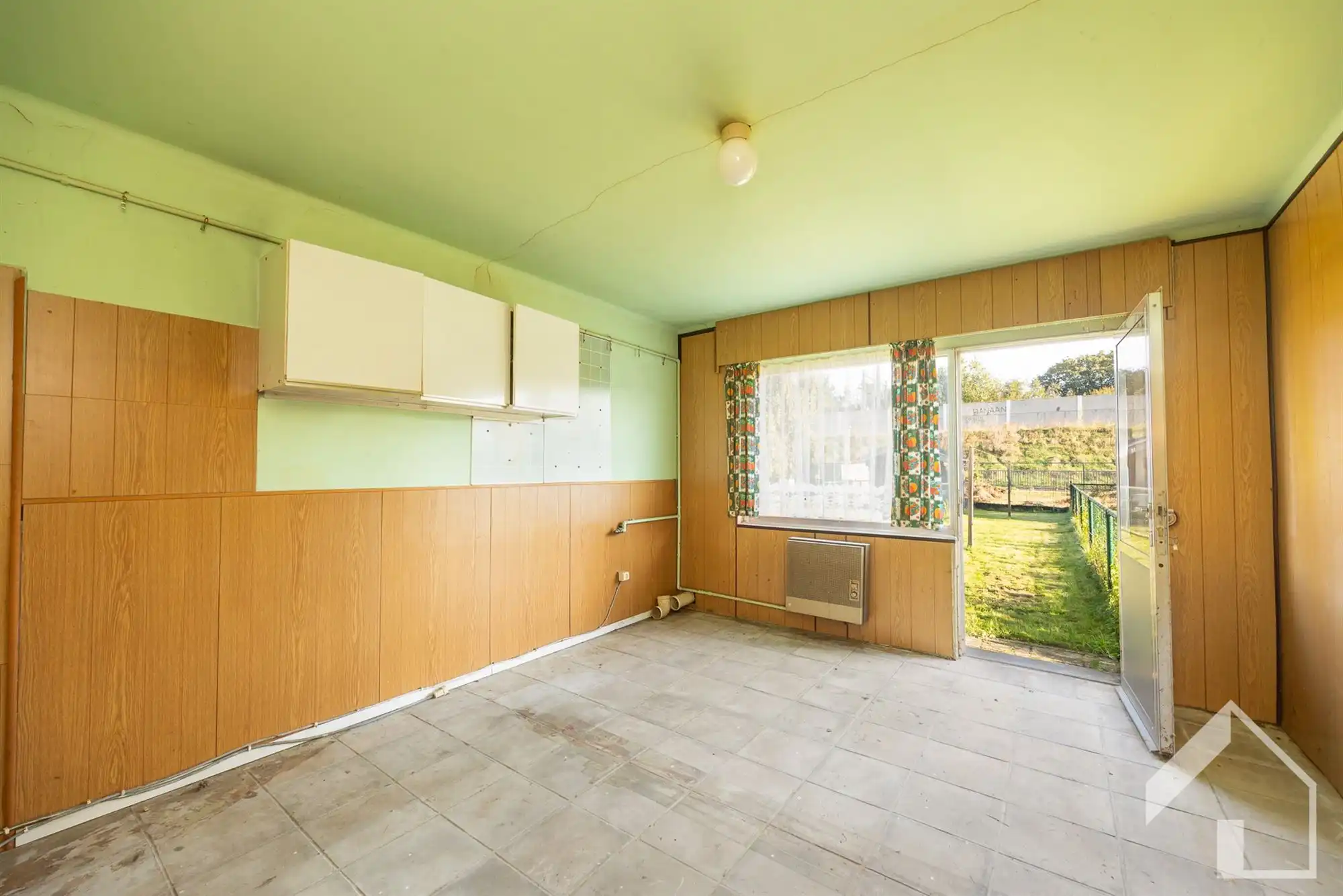 2-slaapkamerappartement met garage, tuin en extra kamer/atelier/berging/slaapkamer foto 17