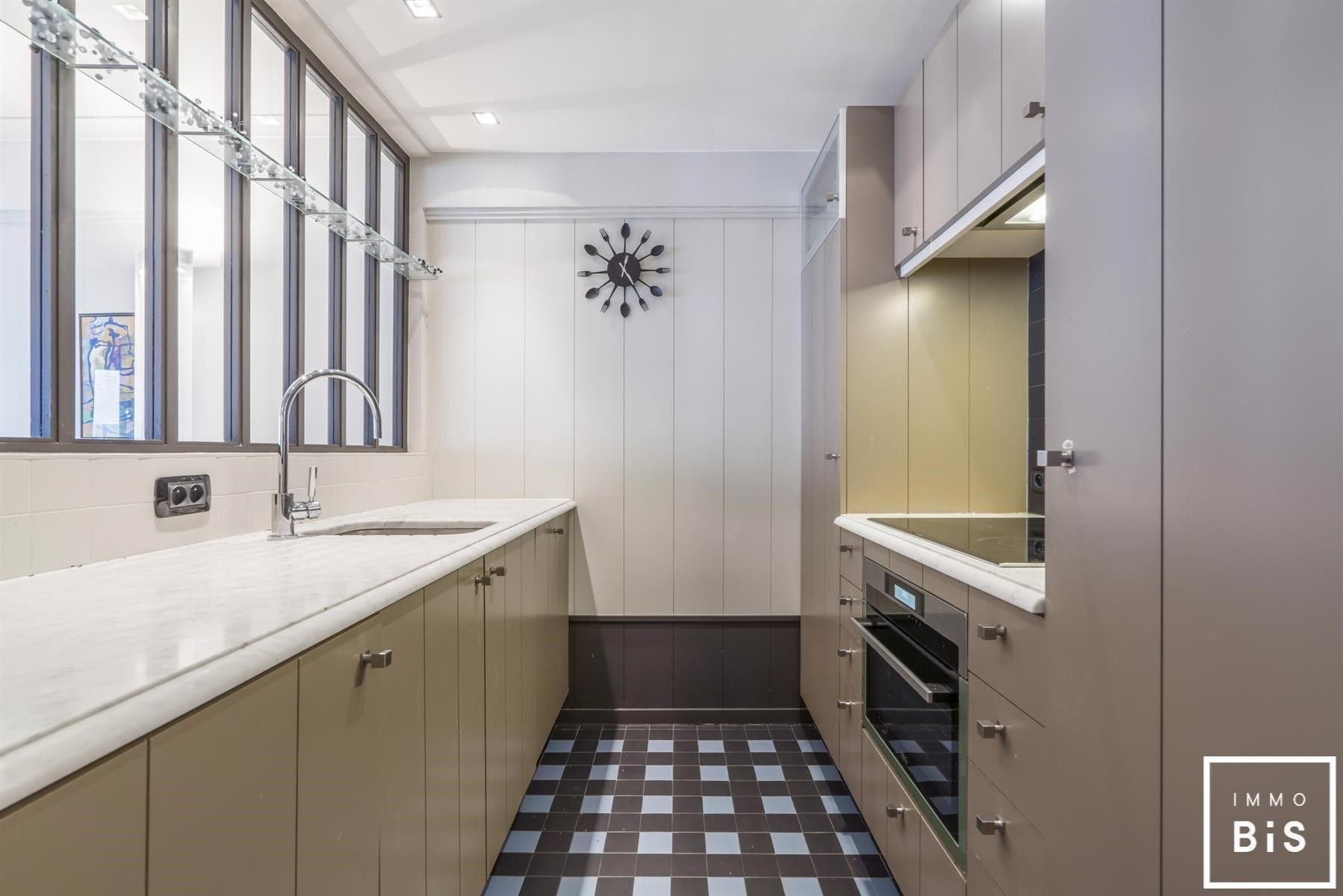 Mooi gemeubeld 3 slaapkamer appartement gelegen op een boogscheut van de Zeedijk in het Zoute foto 5