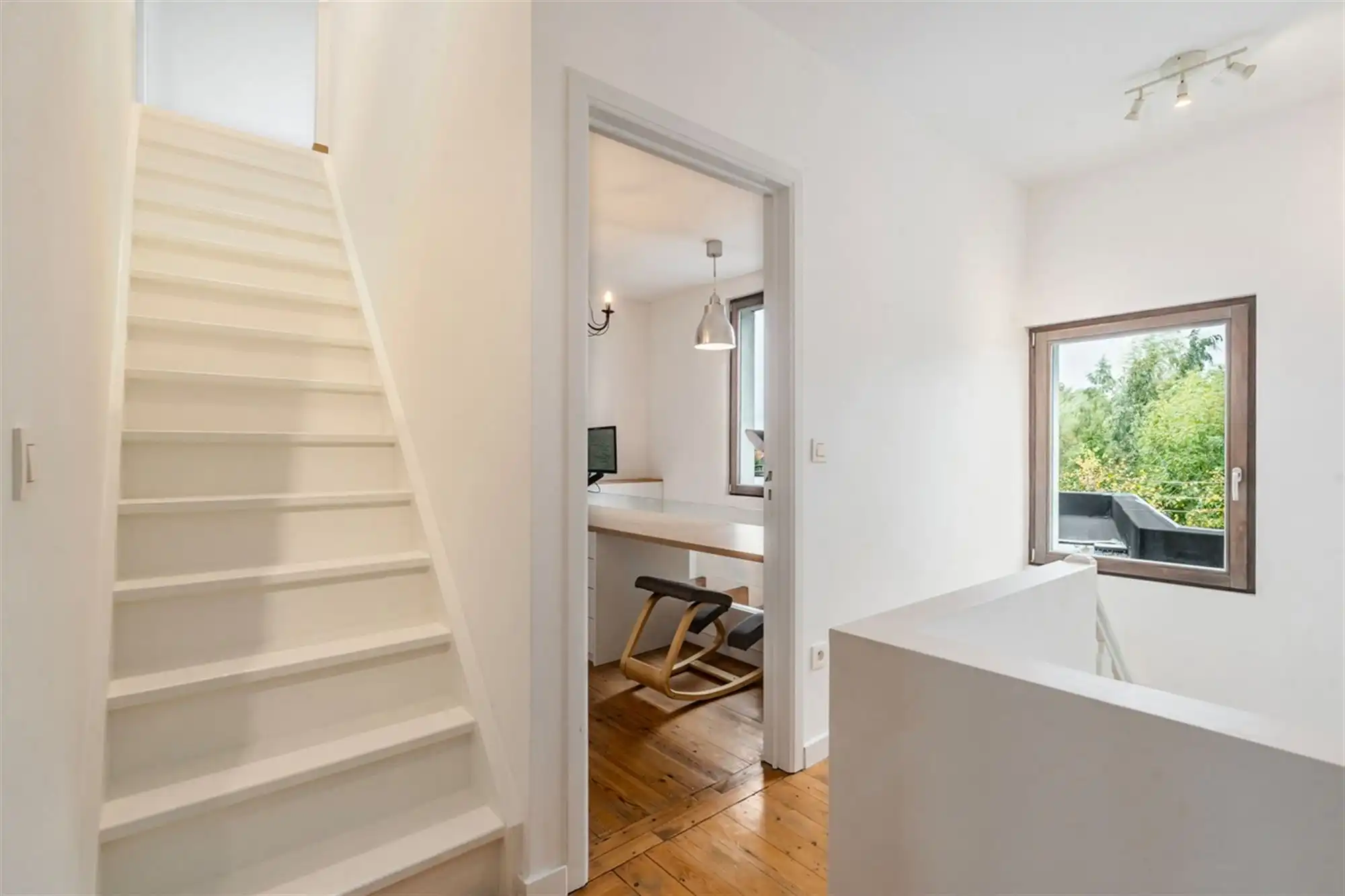 RUIMTE, AUTHENTIEKE CHARME & PRIVACY, OP WANDELAFSTAND VAN ALLES! foto 24