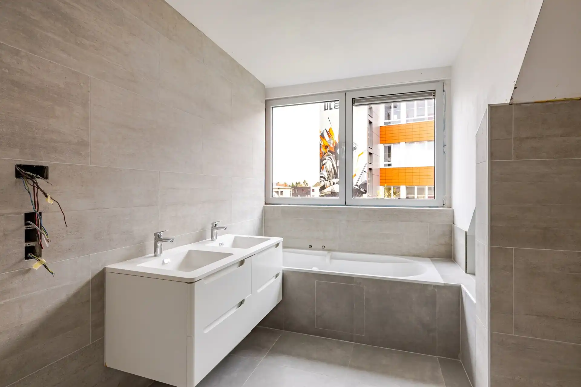 Ruim en lichtrijk, af te werken appartement van 173 m² foto 19