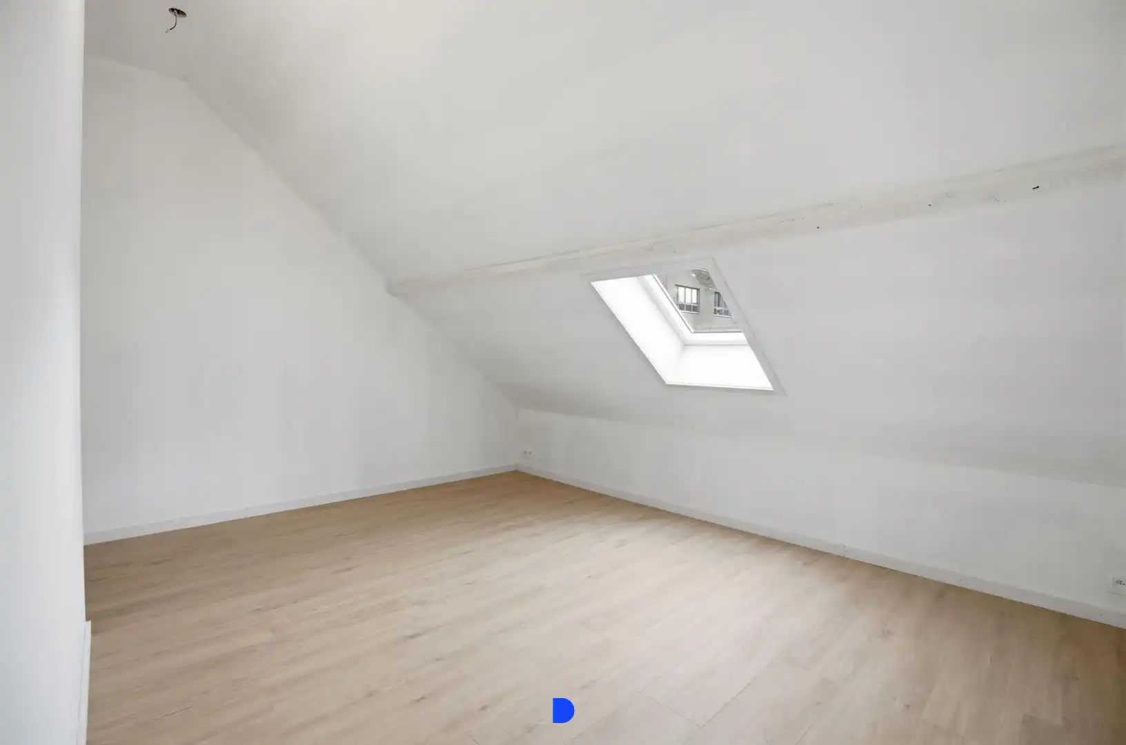 Instapklare woning met 4 slaapkamers en tuin foto 17