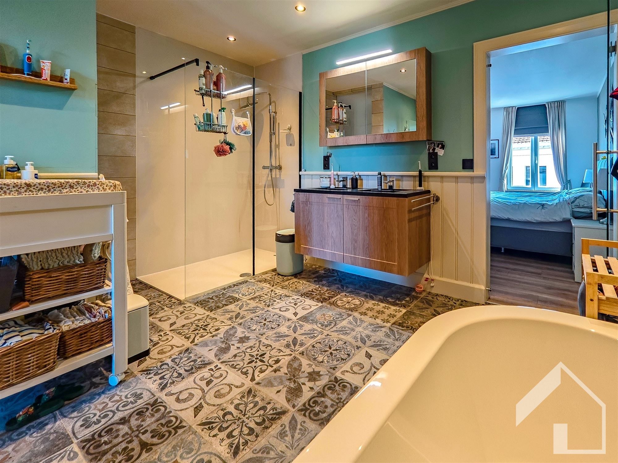 Instapklare woning met handelspand! foto 18