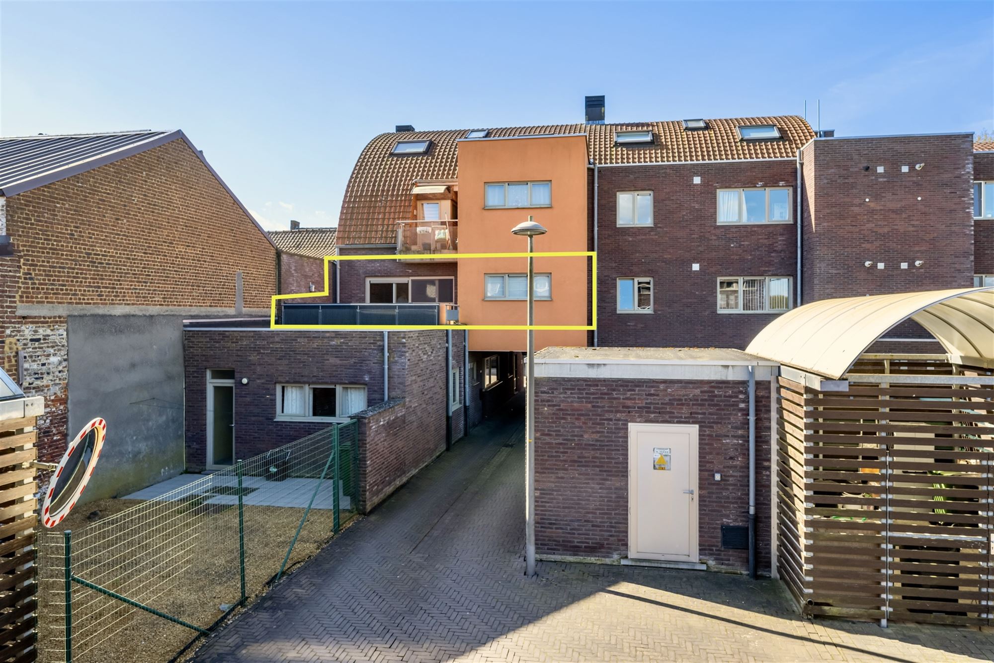 Uiterst centraal gelegen appartement met 2 slpks en terras foto 24