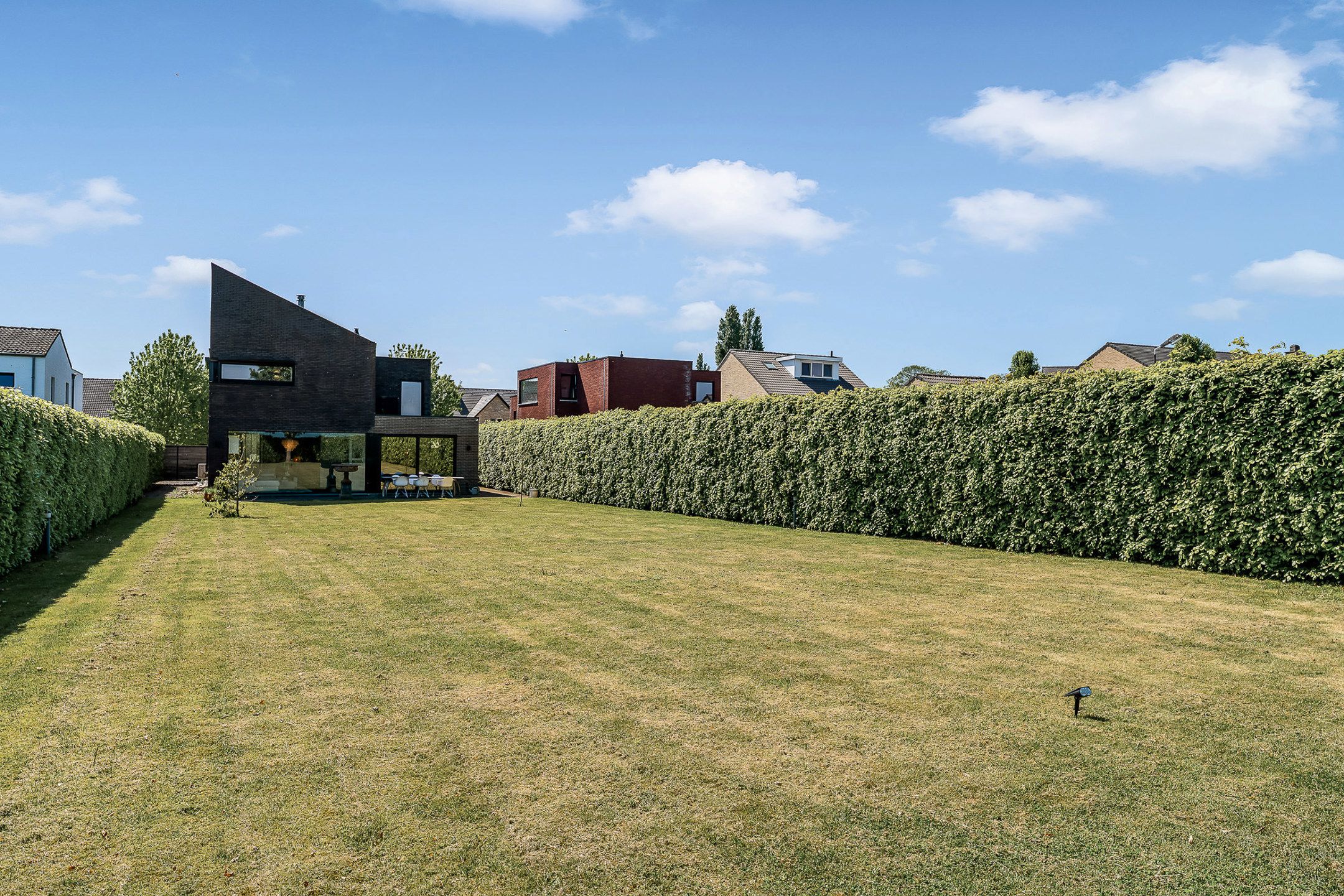 Moderne villa op royaal perceel van 11a19ca foto 32