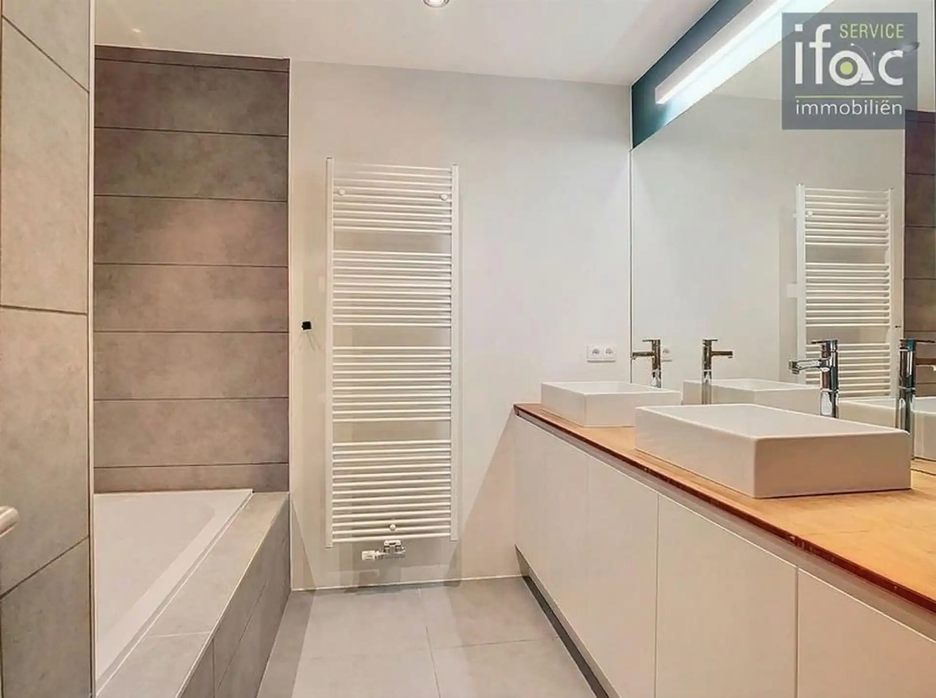 Duplex met 3 slaapkamers en terras foto 11