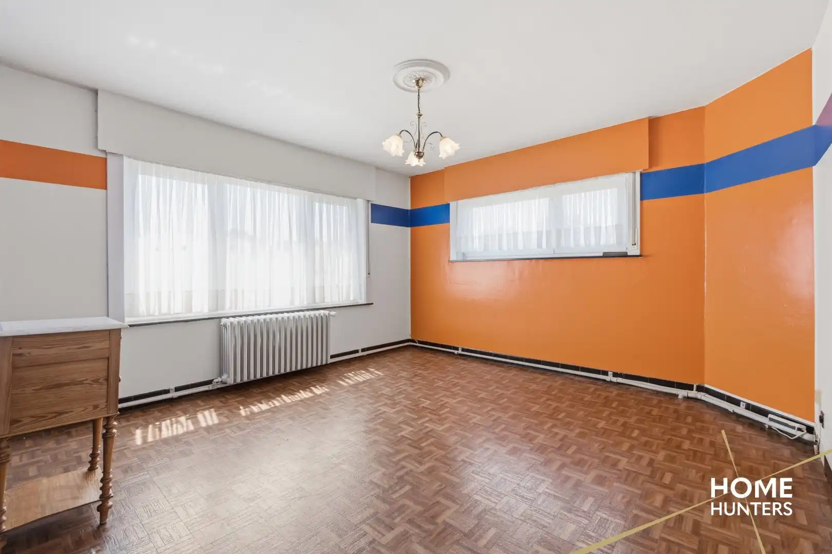 Ruime halfopen bebouwing met loods van 200 m² op een perceel van 919 m² foto 11