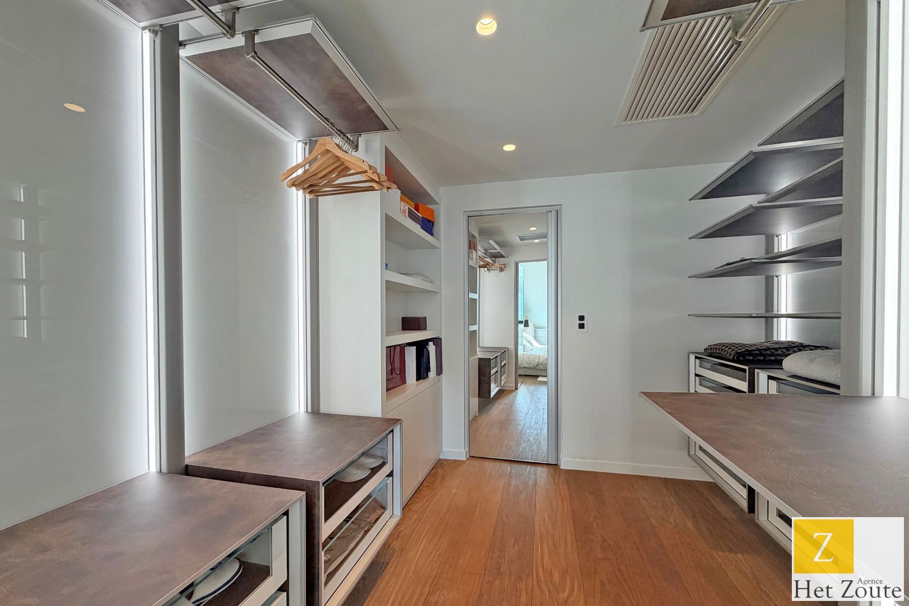 Uniek duplexappartement op enkele passen van de Zeedijk foto 9