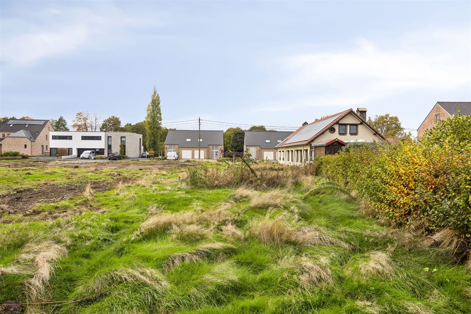 TE KOOP: Bouwgrond voor halfopen bebouwing te Paal!  foto 2