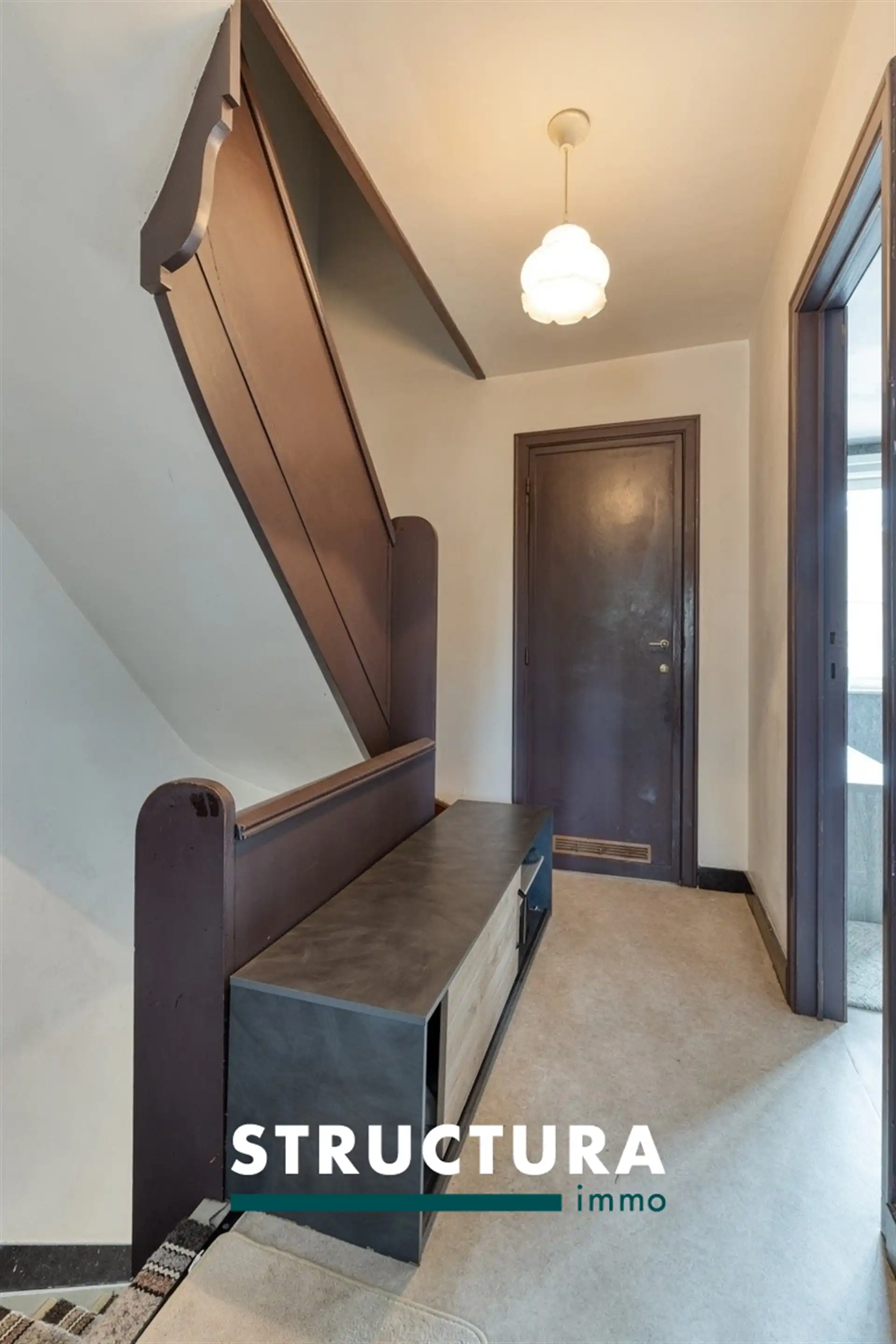 Ruime woning met tuin foto 12