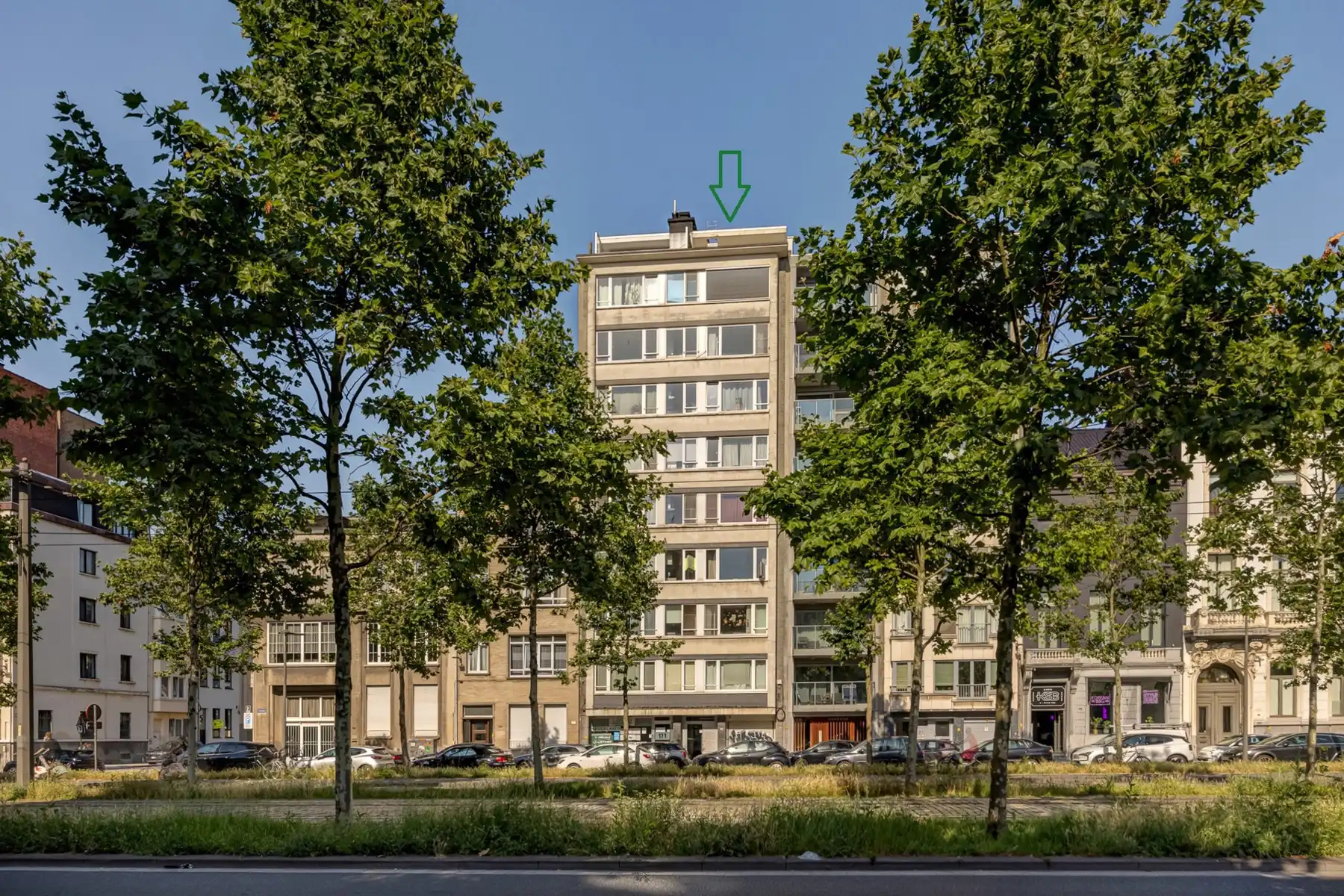 Lichtrijk gerenoveerd appartement met spectaculair uitzicht! foto 13