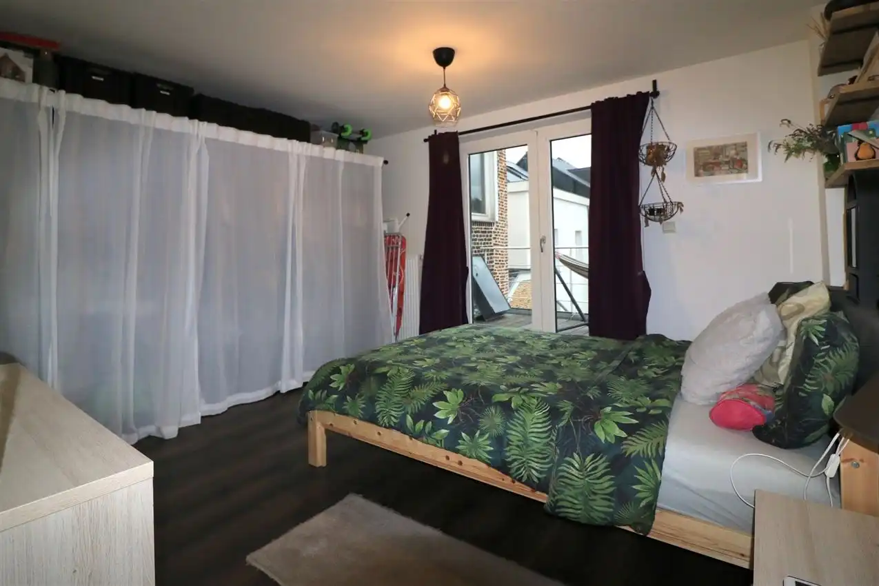 Uniek gerenoveerd appartement in de stad foto 17