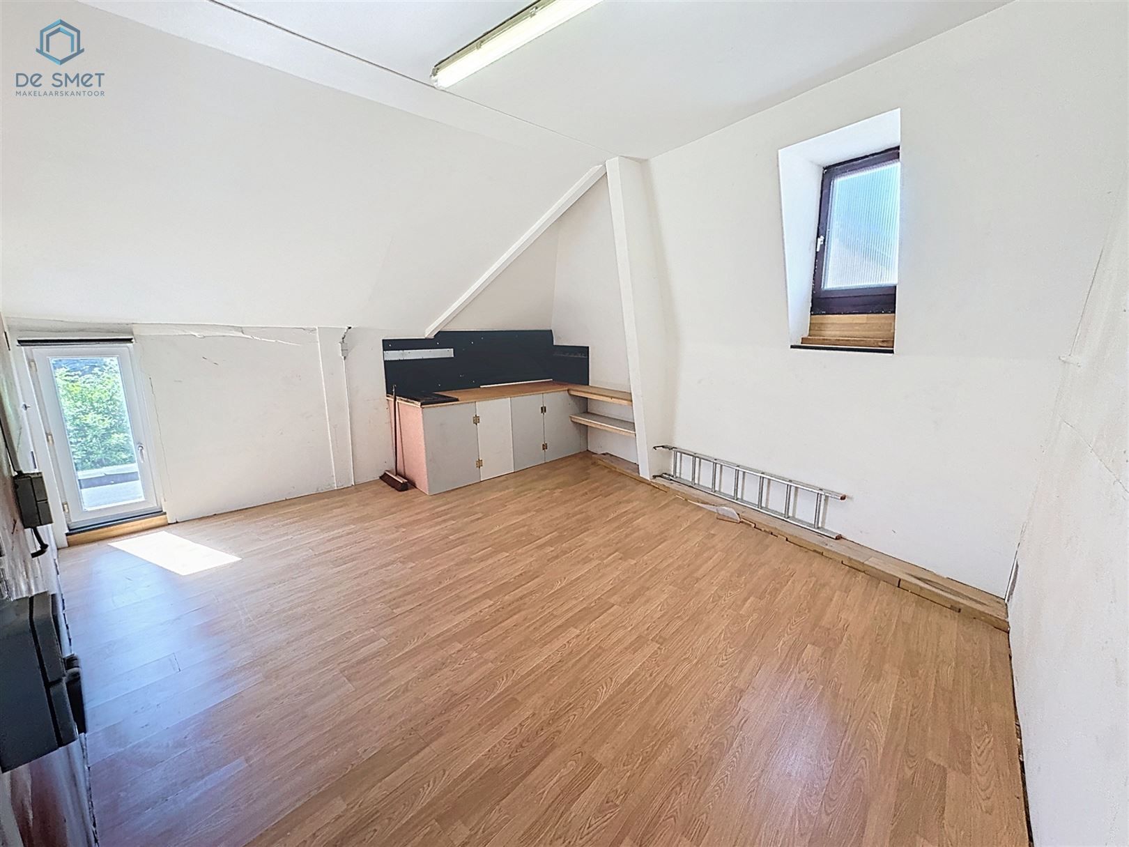 Instapklare Hoekwoning met 4 Slaapkamers Op Wandelafstand van het Centrum van Geraardsbergen! foto 23