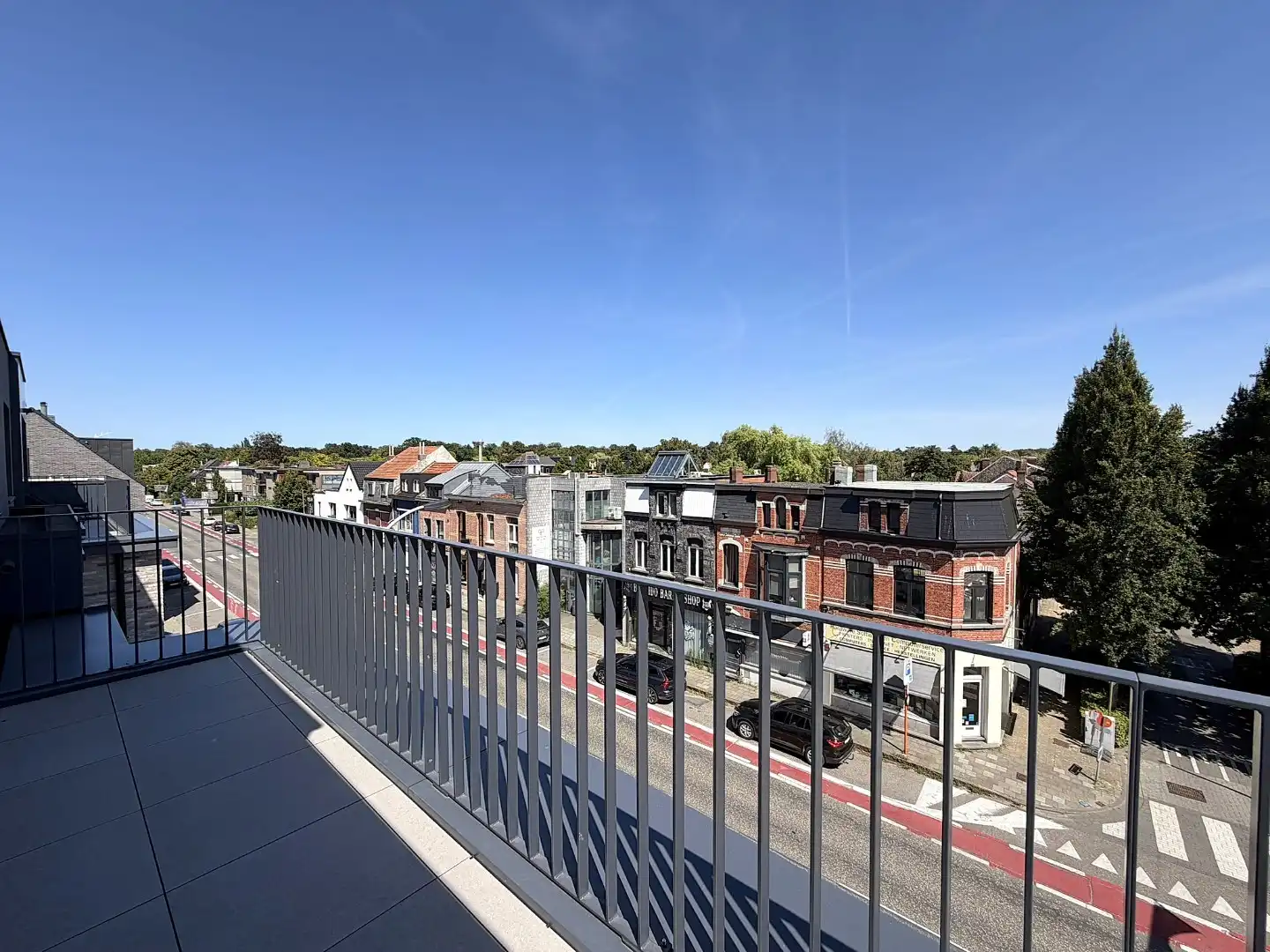 Mooie penthouse met 2 slaapkamers en fenomenaal terras op een gegeerde ligging! foto 8