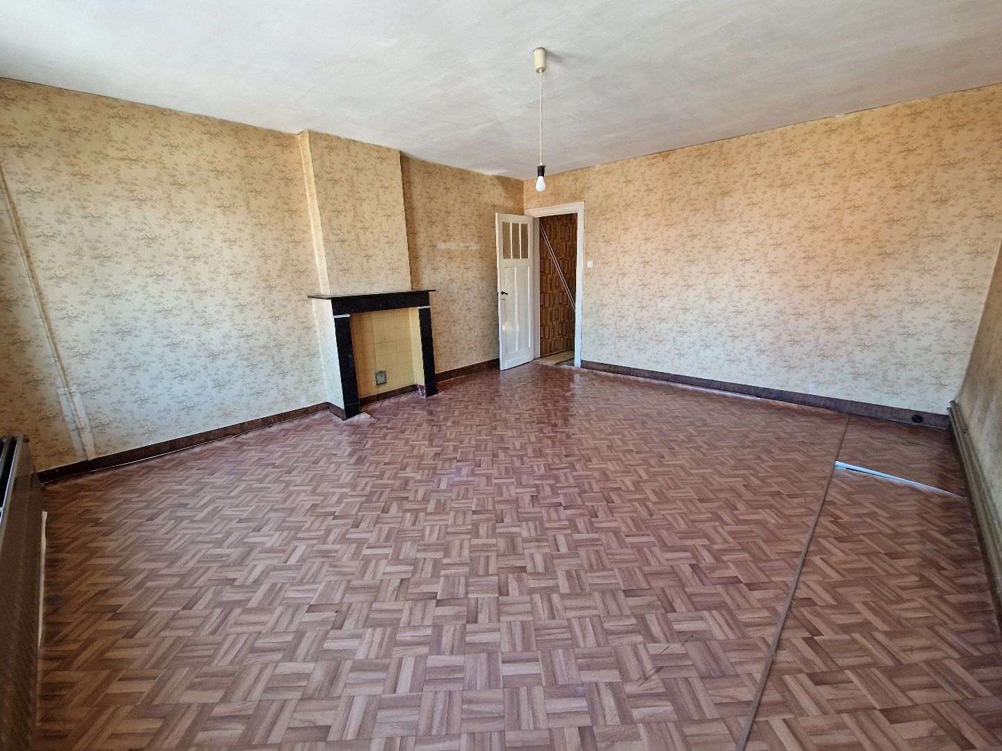 Ruime half open bebouwing met tuin en garage foto 9