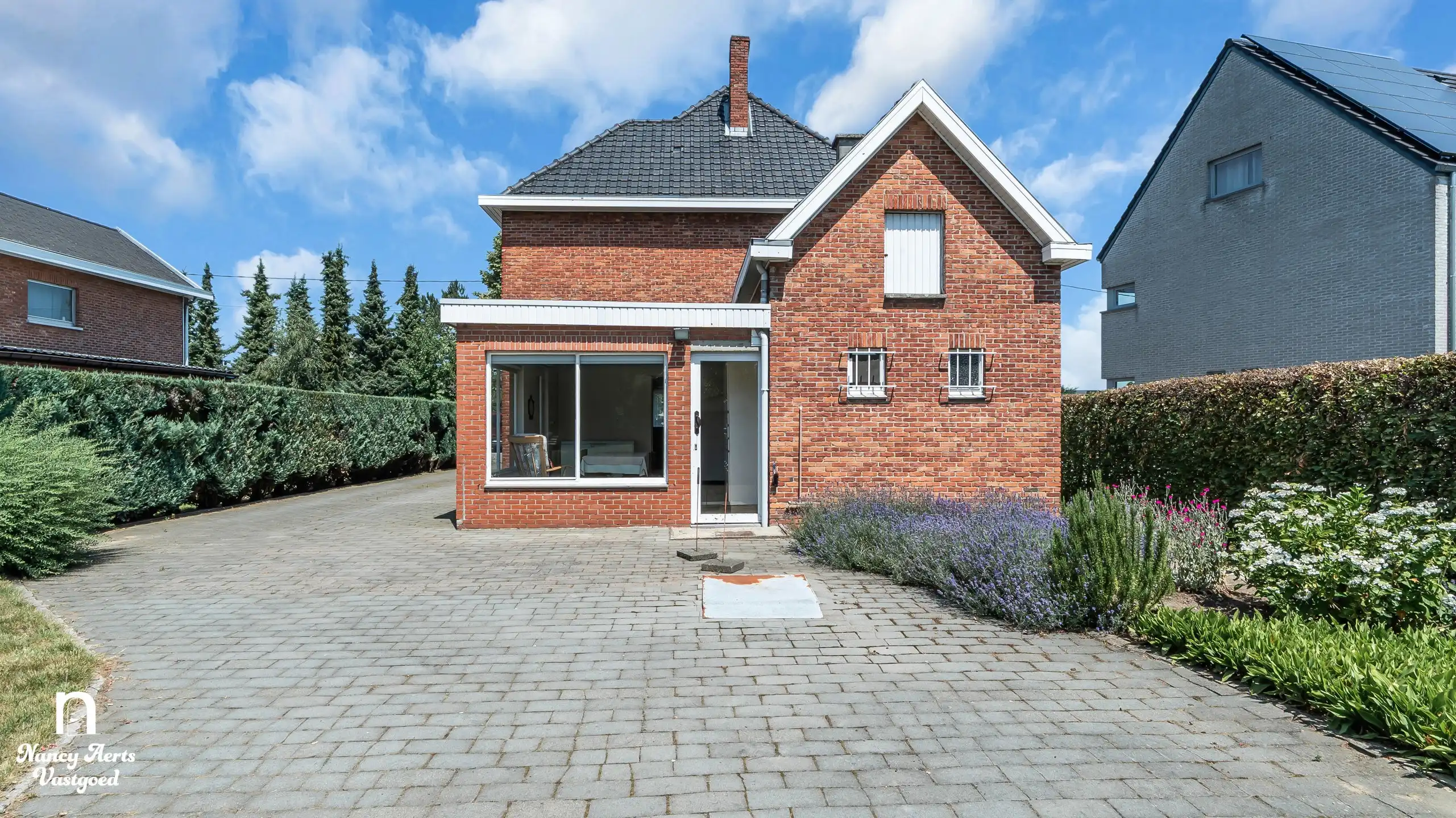 Woning op 1.287 m² met zuidtuin en renovatiepotentieel foto 4