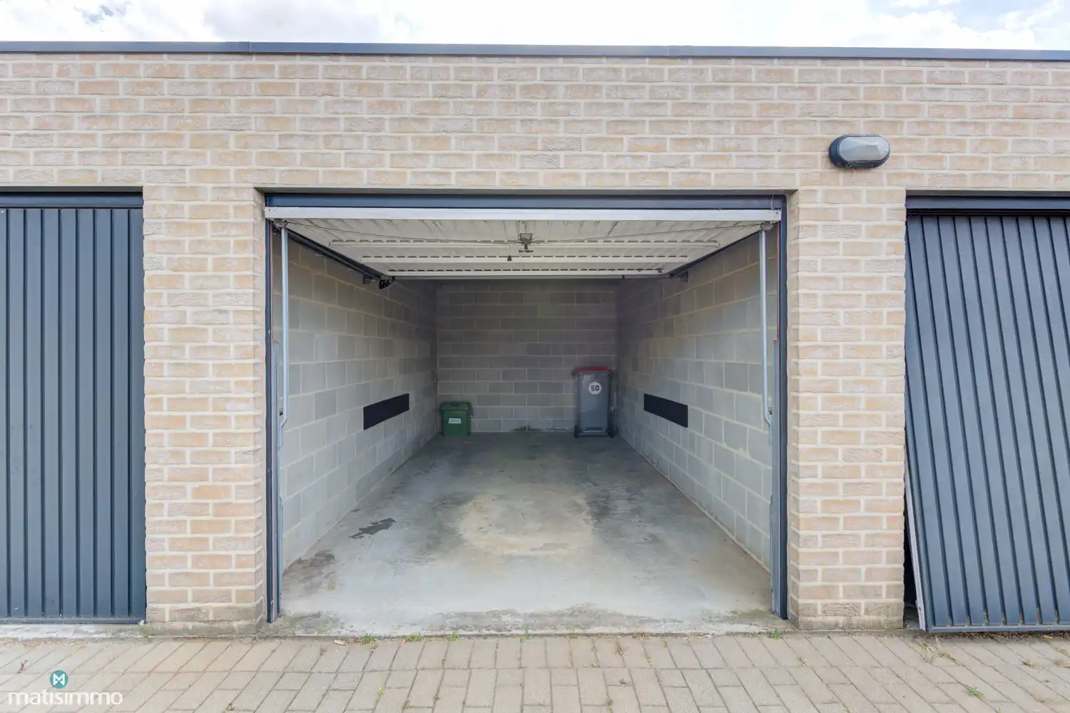 DUPLEXAPPARTEMENT MET 2 SLAAPKAMERS, 2 TERRASSEN EN GARAGEBOX AAN HET CENTRUM VAN BILZEN foto 25