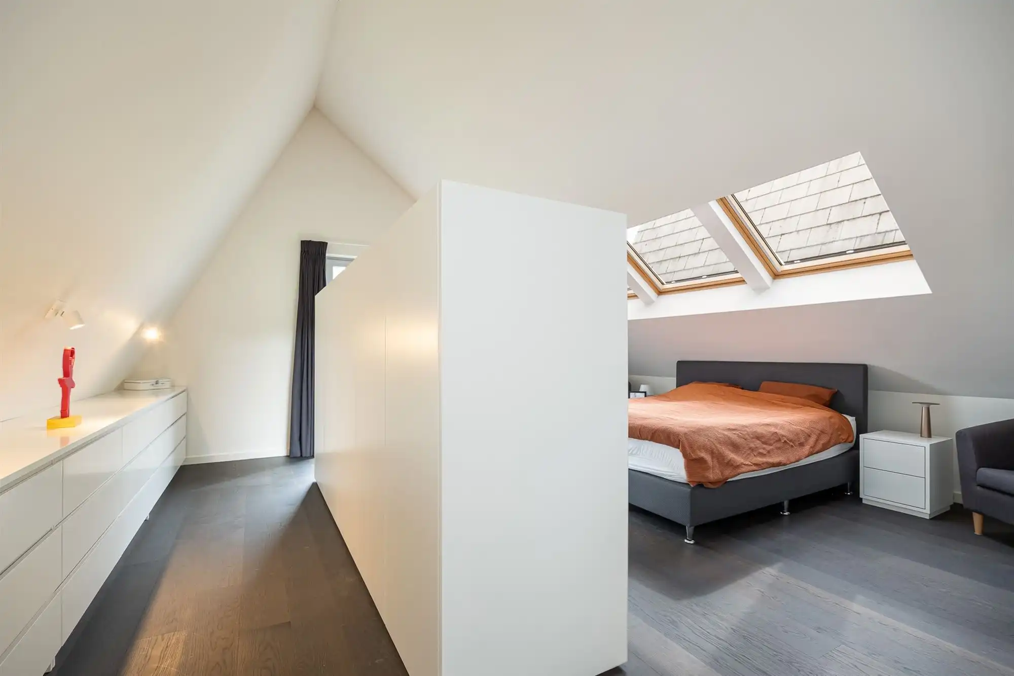 Instapklare moderne woning met 4 slpk. en tuin foto 22
