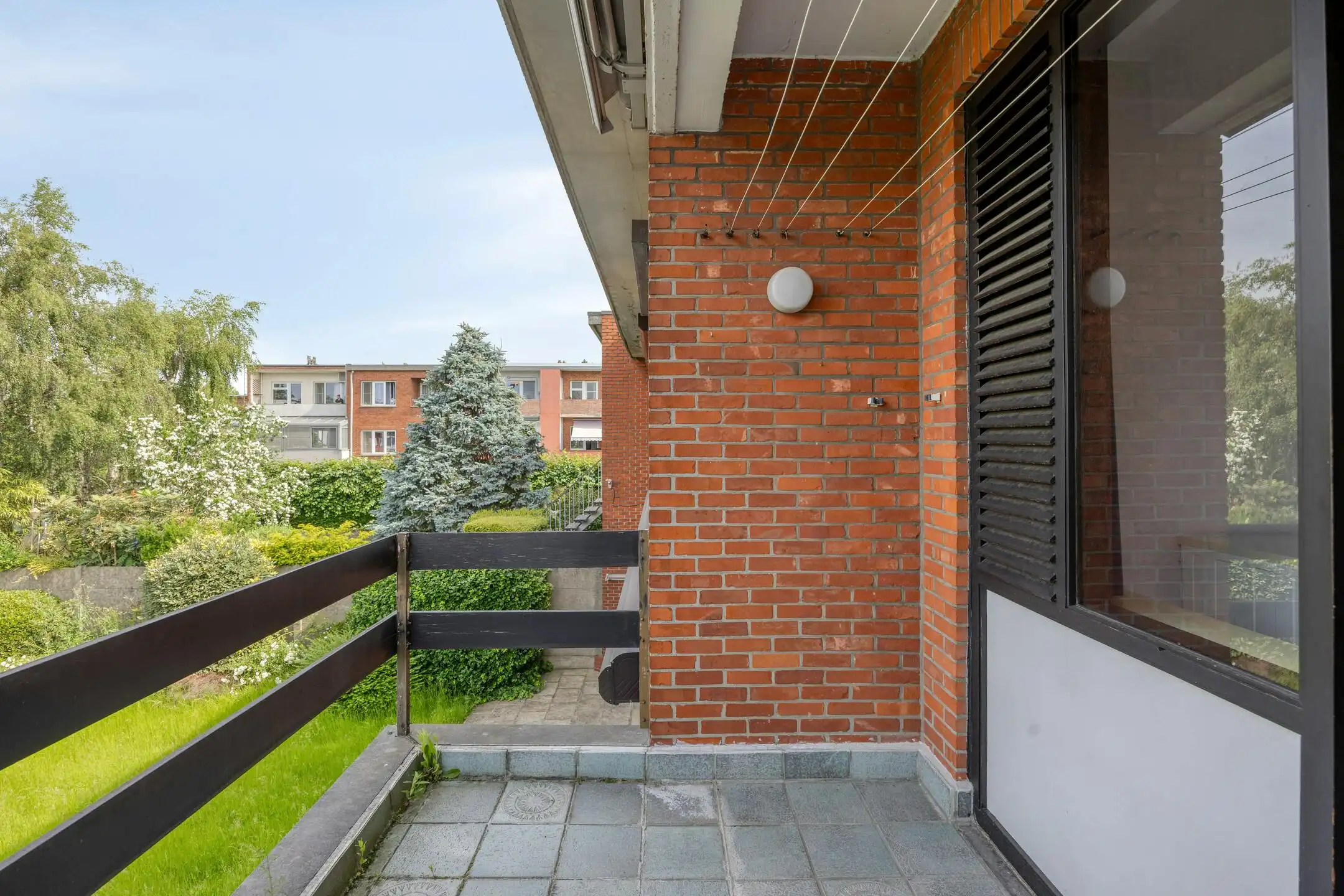 Appartement met 2 slaapkamers en garage te koop in Merksem foto 22