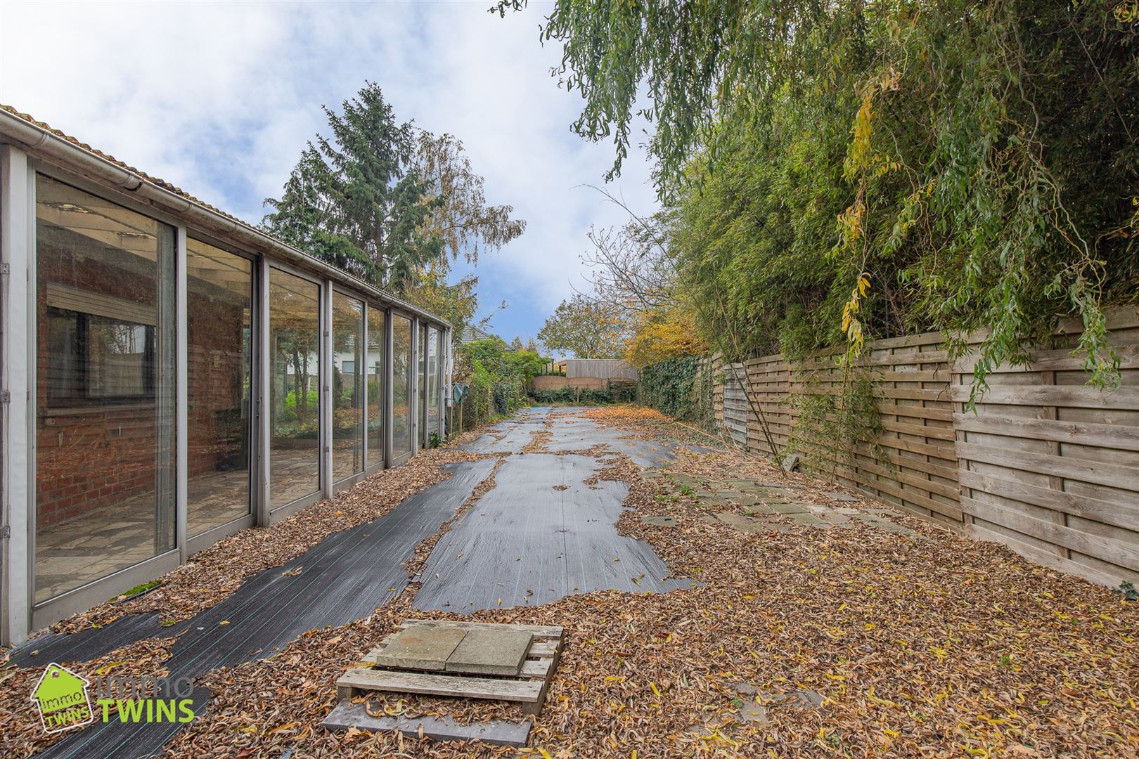 HOB met garage op 648m2 op een groene locatie  foto 4