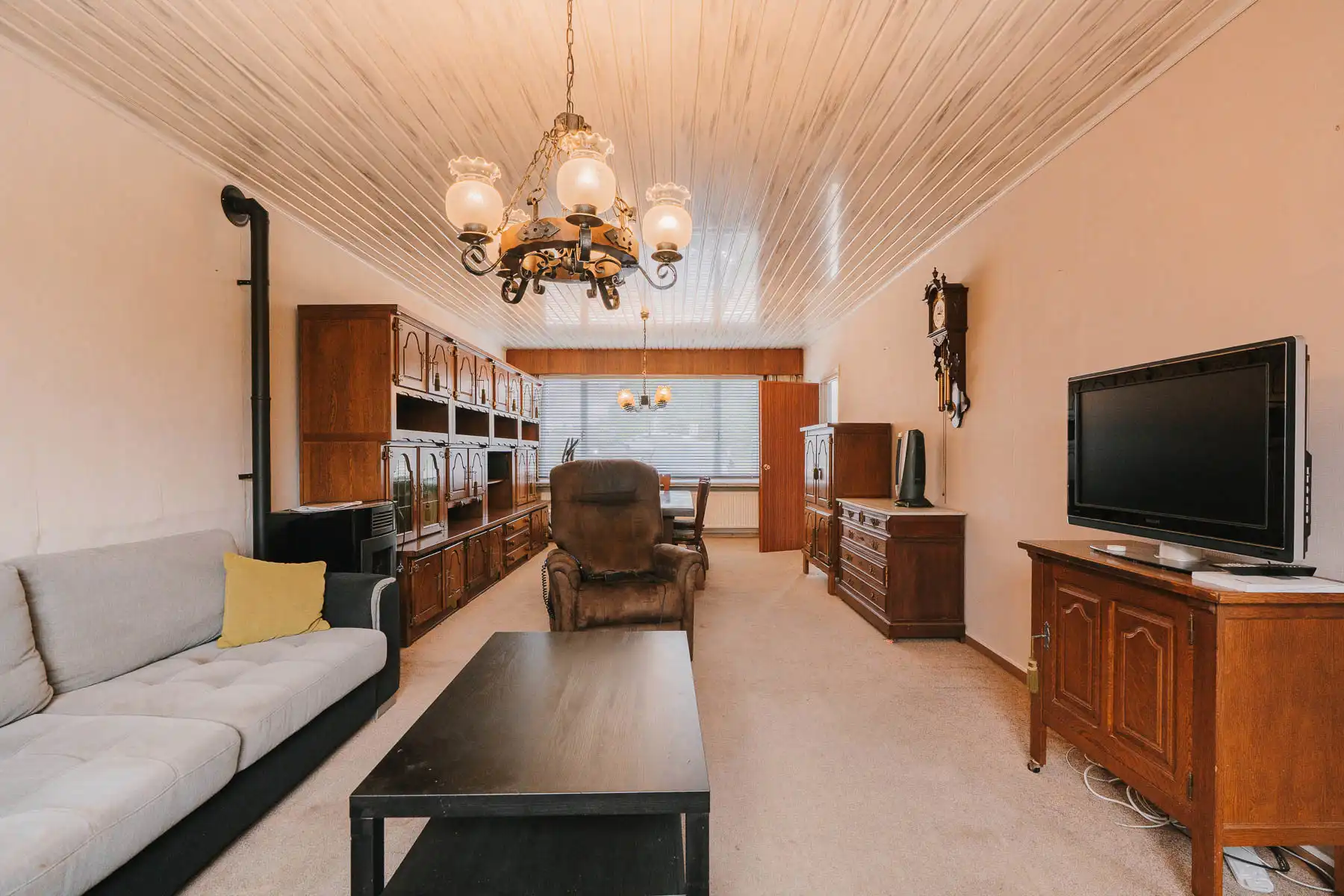 Karaktervolle woning met veel potentieel op toplocatie foto 7