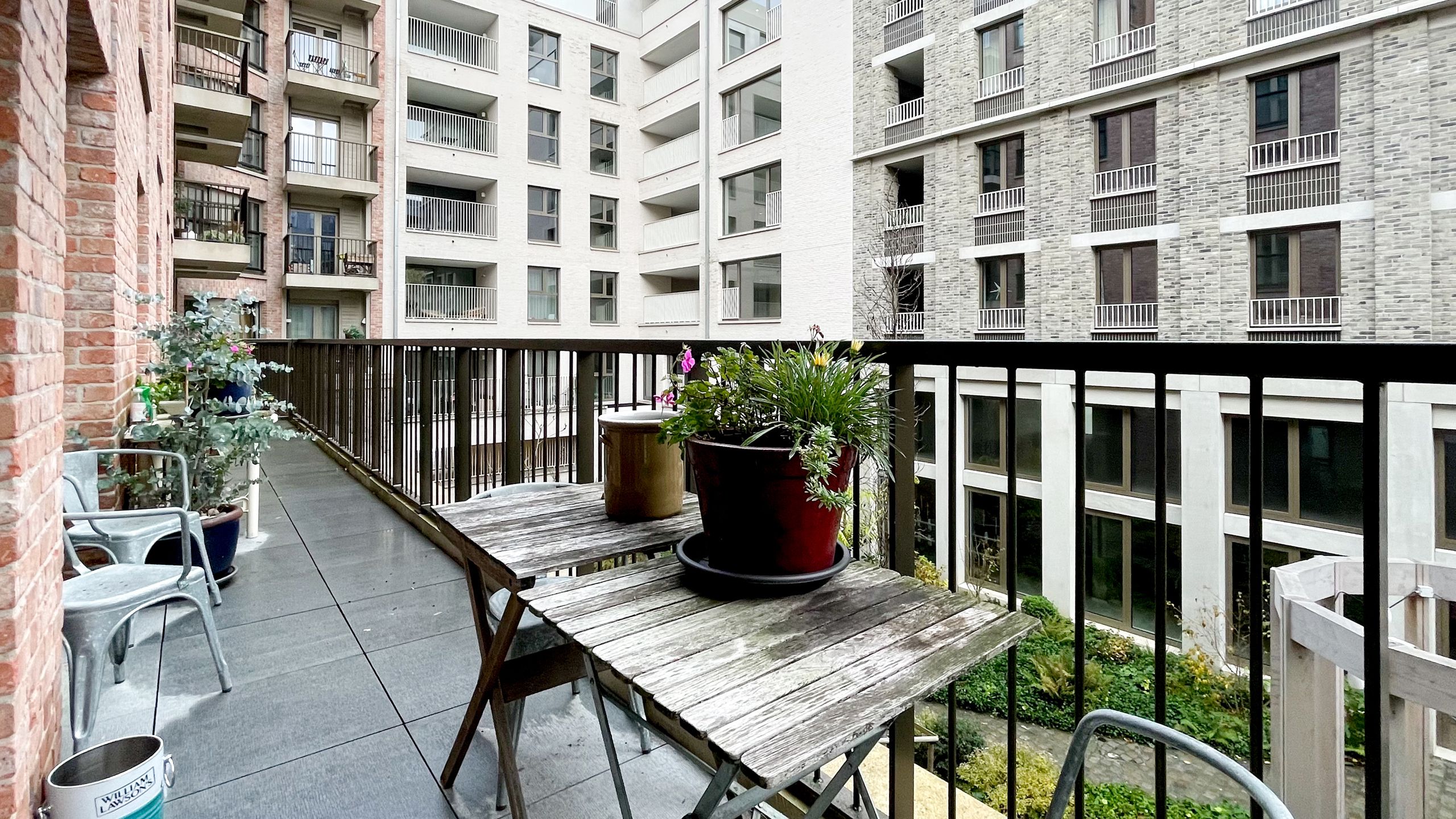 2-slpk-app. met zicht op het Kattendijkdok  foto 11