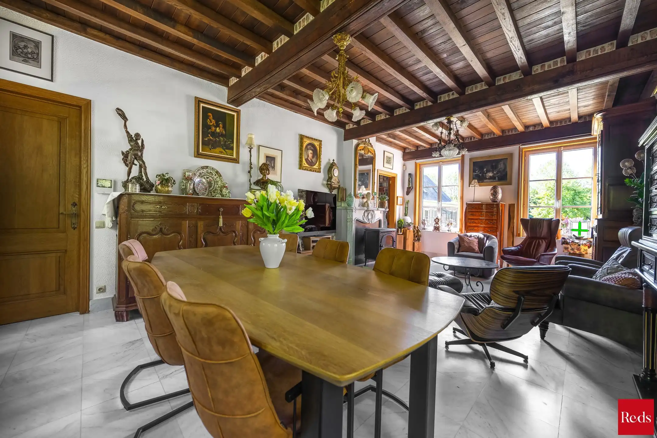 Karaktervolle villa op ruim perceel foto 6