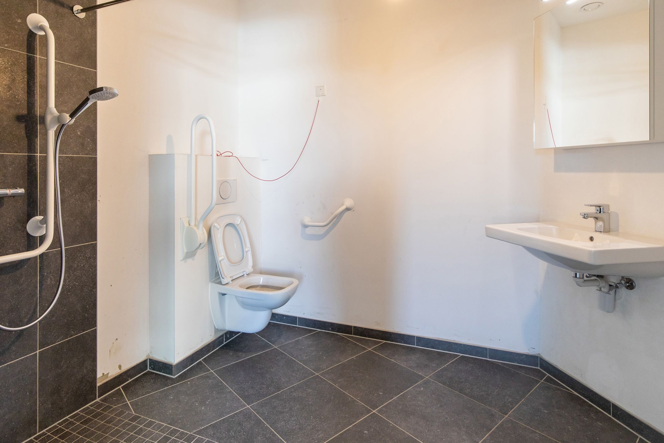 ASSISTENTIEWONING, 1 SLAAPKAMER, RUIM TERRAS foto 4