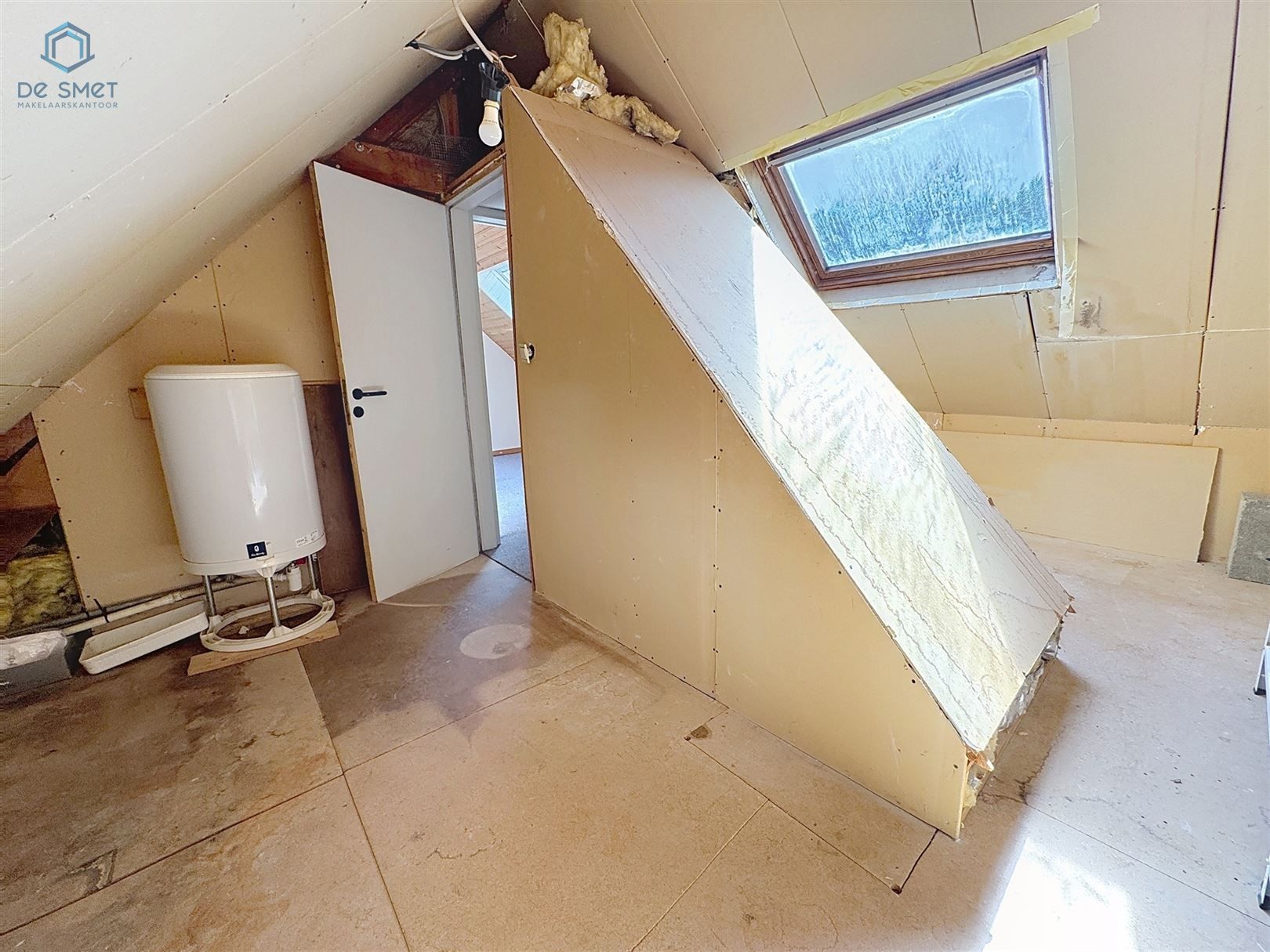 Te renoveren woning met prachtige tuin in rustige, doodlopende straat foto 14
