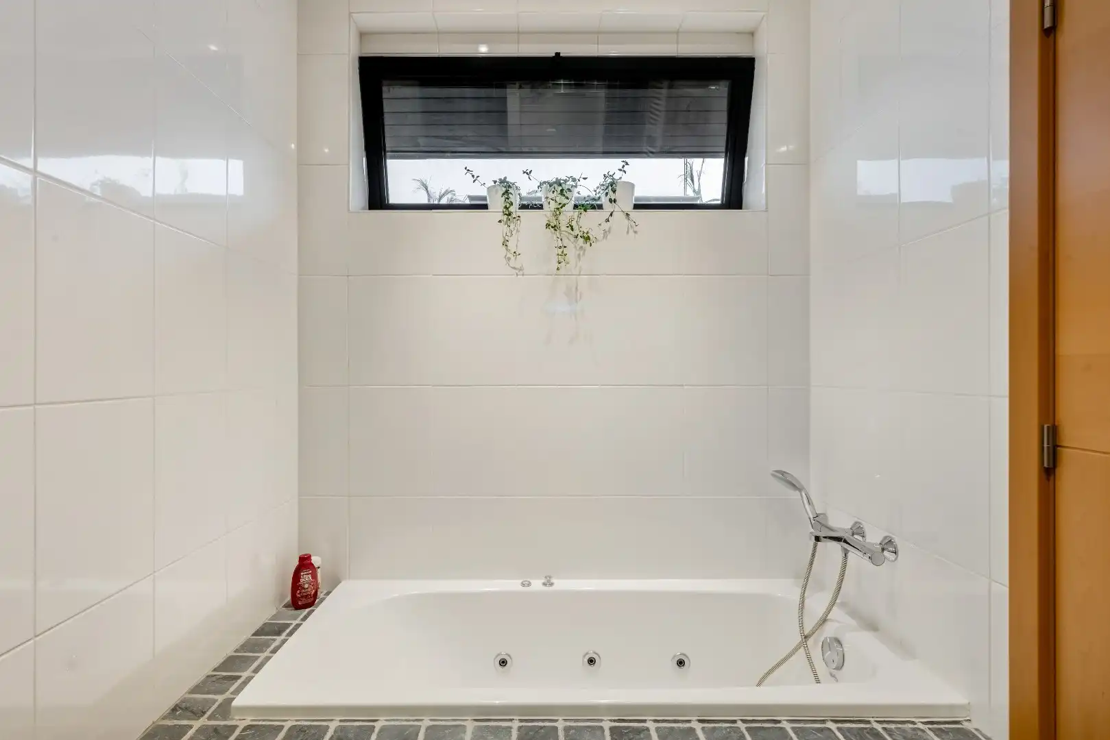 Gezellige, lichtrijke woning met vele extra's ! foto 14