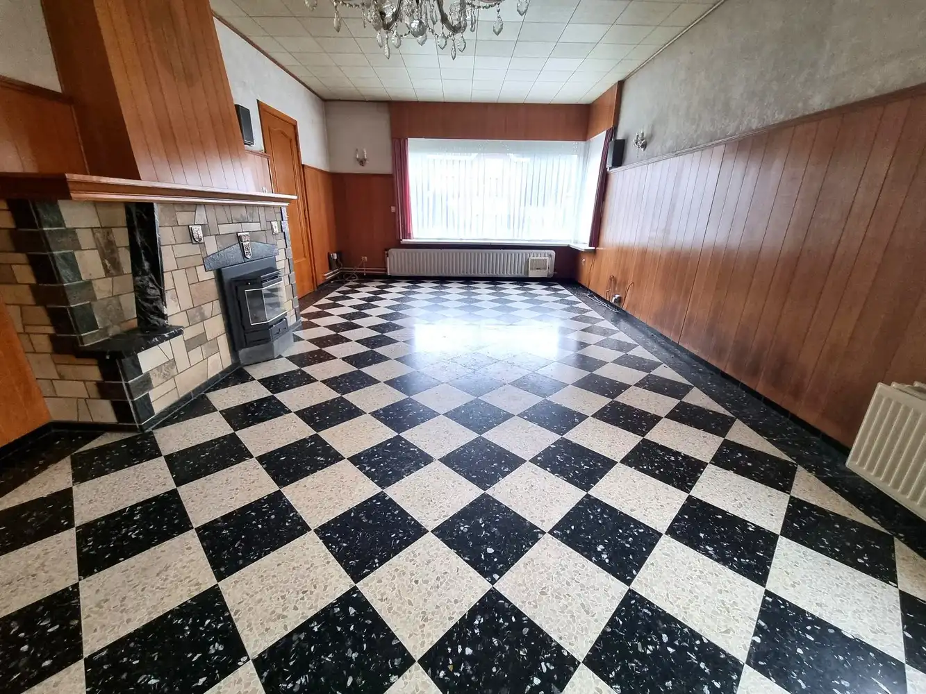 Vrijstaande woning, rustig gelegen op een perceel met groen verzicht van 925m² foto 4