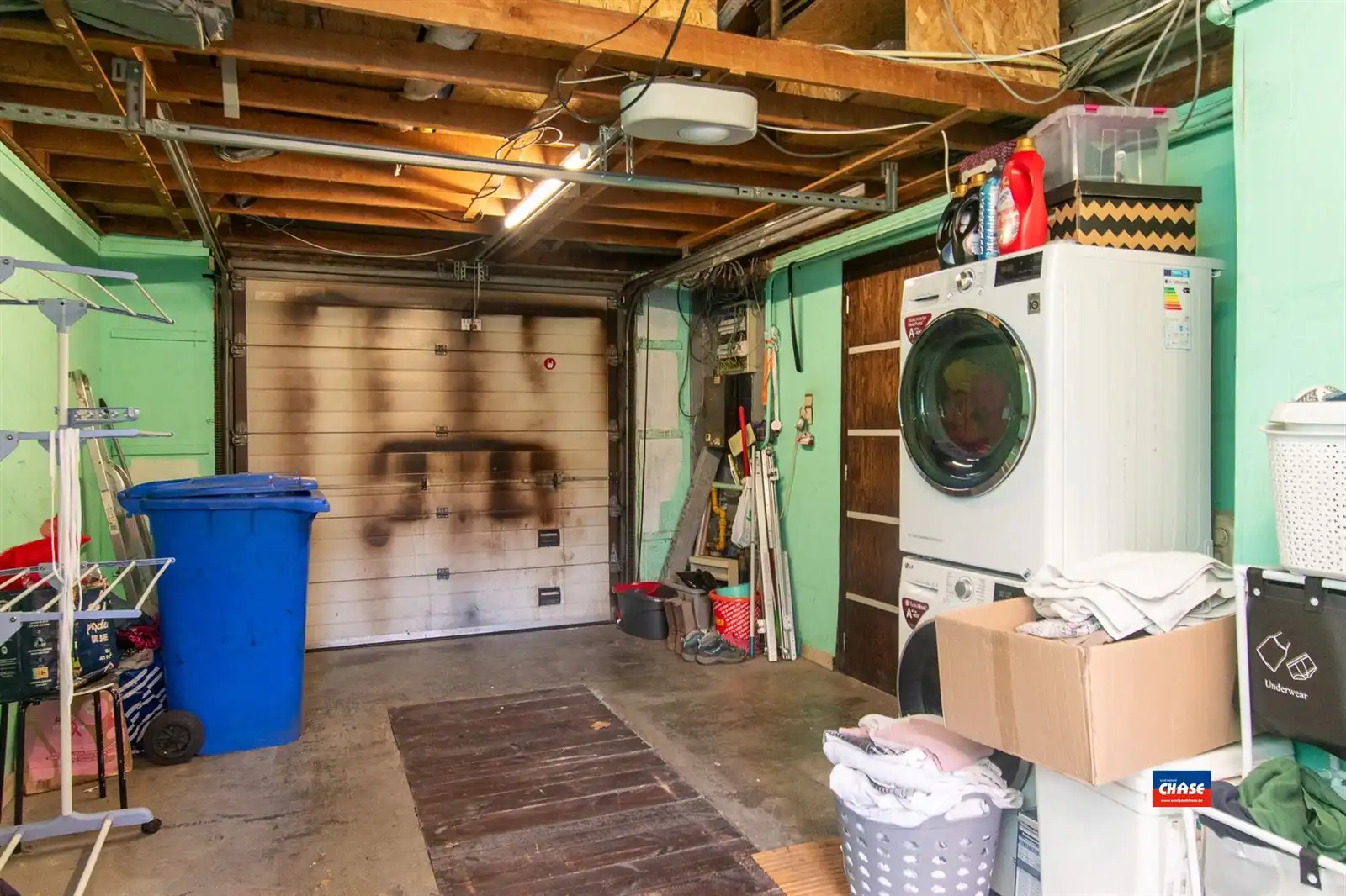 Bel-étage met 4 slaapkamers, 2 badkamers, kantoorruimte, garage en tuin. foto 28