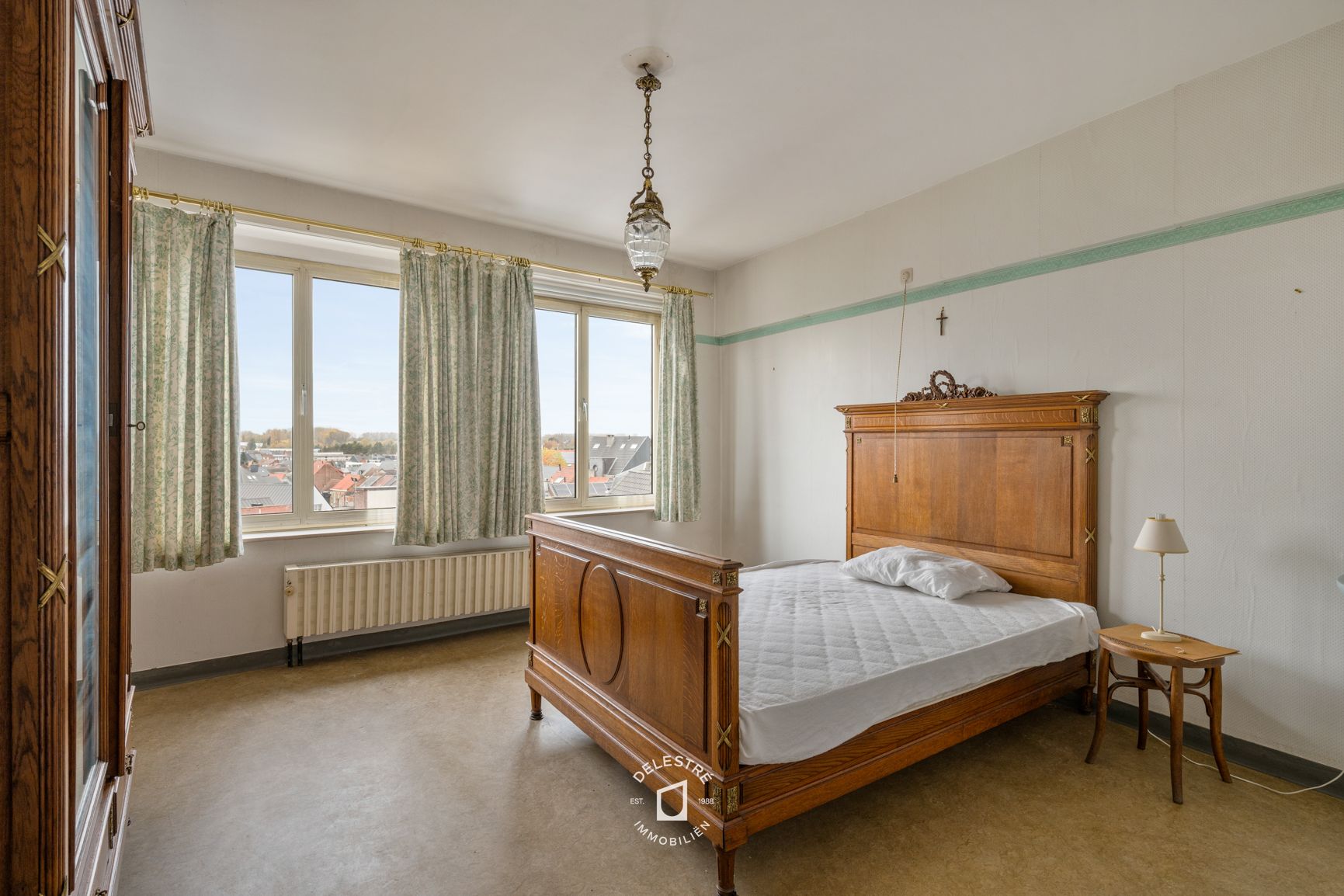 ERG RUIME MULTIUNCTIONELE EIGENDOM MET 3 GARAGES  foto 26